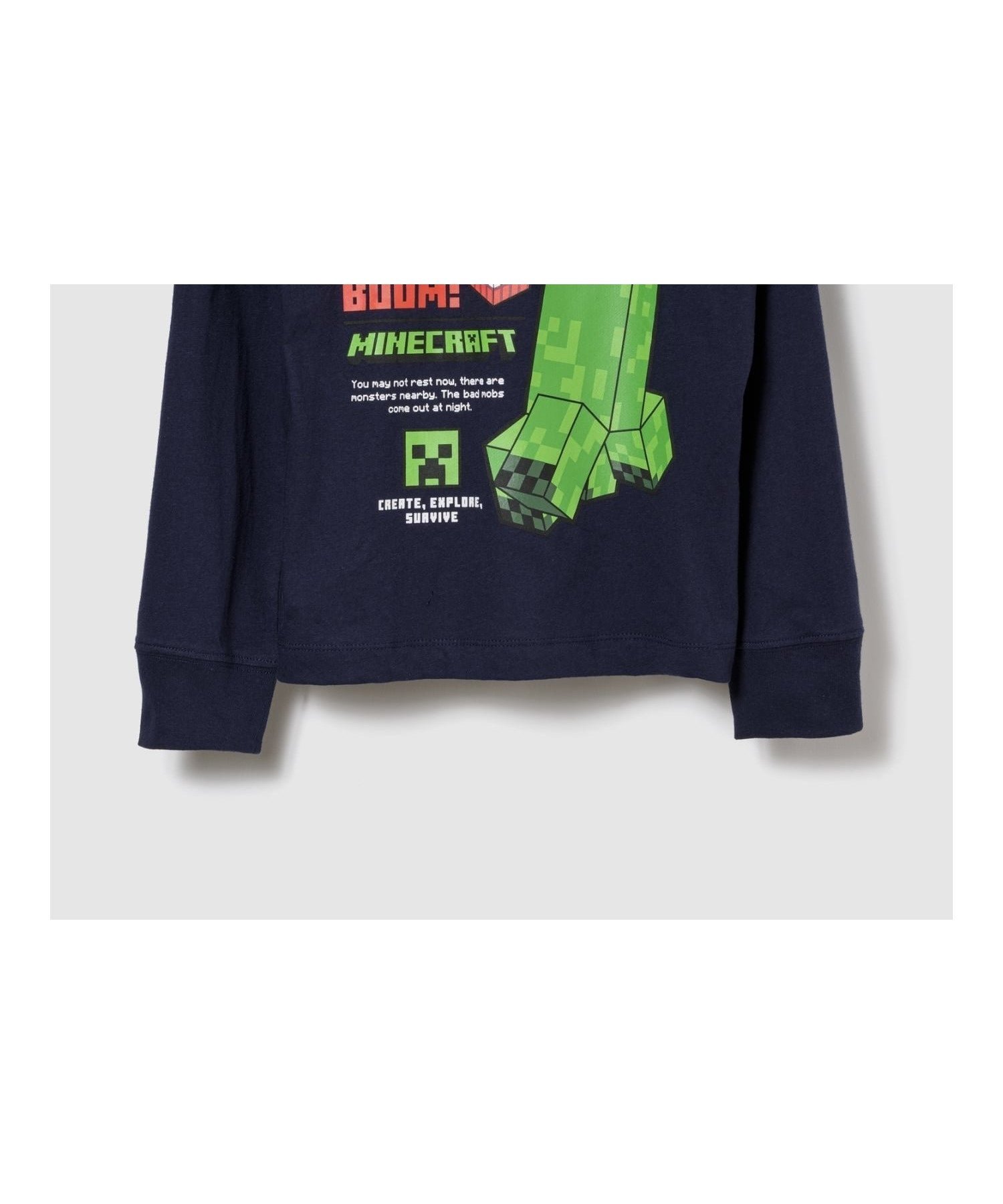 【ギャップ/GAP / KIDS】のマインクラフト グラフィックTシャツ インテリア・キッズ・メンズ・レディースファッション・服の通販 founy(ファニー) 　ファッション　Fashion　キッズファッション　Fashion for Kids　キャラクター　Character, Licensed Characters　グラフィック　Graphic, Graphic Design　スリーブ　Sleeve, Long Sleeve / Short Sleeve　プリント　Print, Printed Pattern　ロング　Long, Long-Length　TAPESTRY_NAVY|ID: prp329100004722466 ipo3291000000034132570