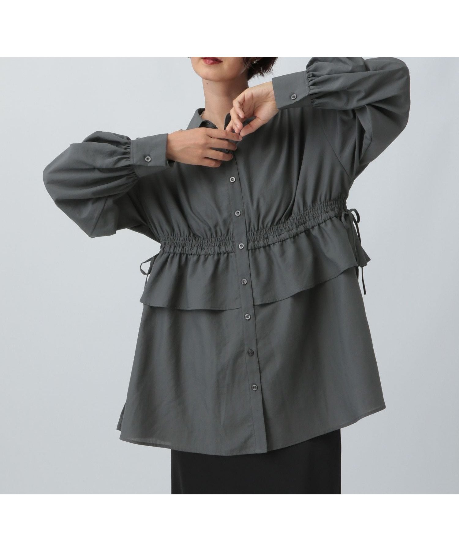 【レプシィム ローリーズファーム/LEPSIM LOWRYS FARM】のウエストフリルシャーリングブラウス 人気、トレンドファッション・服の通販 founy(ファニー) 　ファッション　Fashion　レディースファッション　Fashion for Women　トップス・カットソー　Cut & Sew Tops　シャツ・ブラウス・オフィスカジュアル　Elegant Blouses & Button-Ups　おすすめ　Recommended / Our Picks　シャーリング　Shirring, Ruched　ティアード　Tiered, Tiered Style　トレンド　Trend, Trending Now　ワンポイント　One Point, Statement Accent　羽織　Haori, Light Jacket　 other-1|ID: prp329100004722498 ipo3291000000034218187