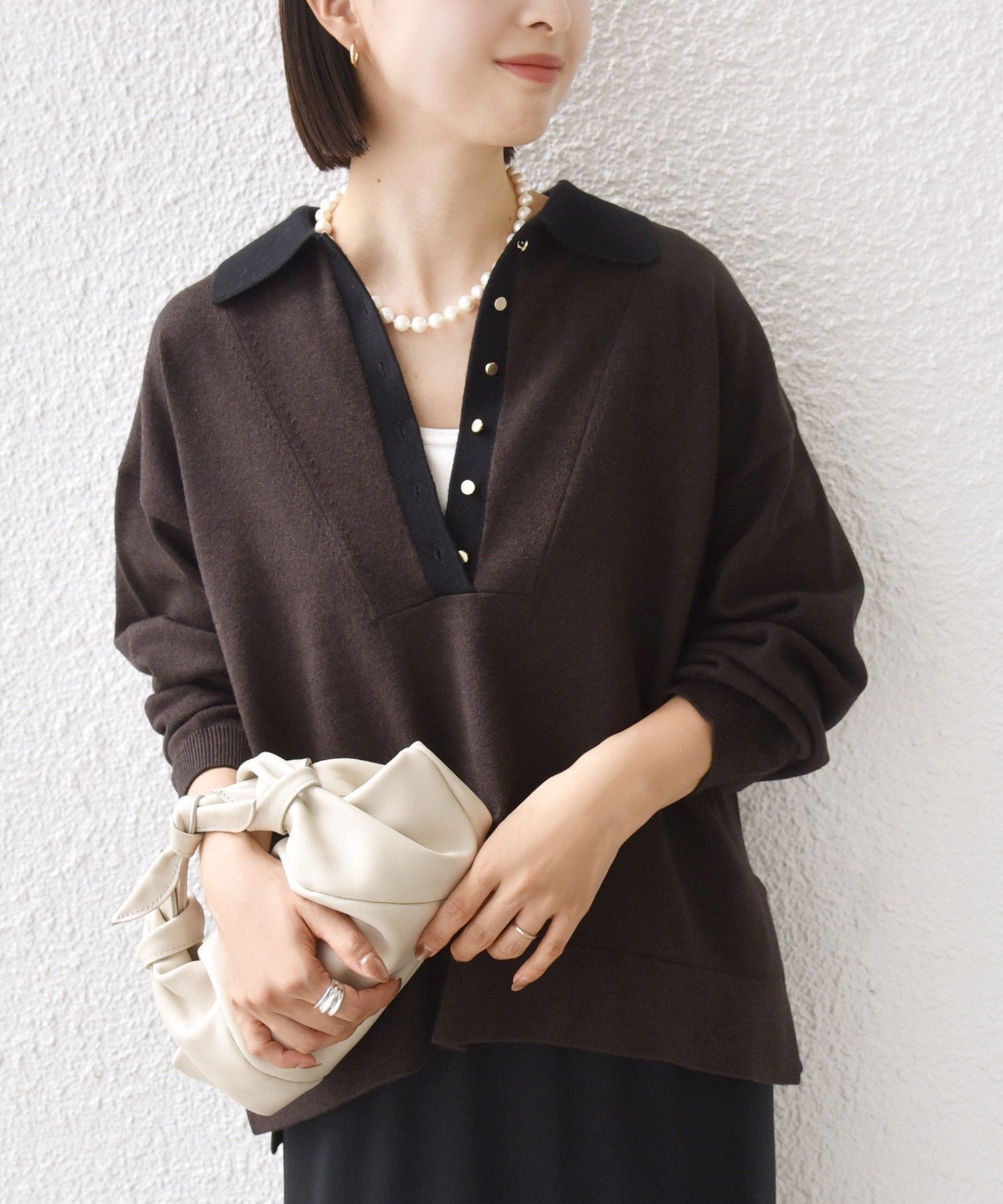 【シップス フォー ウィメン/SHIPS】の【WEB限定】 手洗い可能 サイド スリット ゴールド 釦 ポロ ニット インテリア・キッズ・メンズ・レディースファッション・服の通販 founy(ファニー) 　ファッション　Fashion　レディースファッション　Fashion for Women　トップス・カットソー　Cut & Sew Tops　ニット　Knit Tops & Sweaters　インナー　Innerwear　春　Spring　秋　Autumn　キャミソール　Camisole, Spaghetti Strap Top　クラシカル　Classical, Vintage-Inspired　シアー　Sheer, See-Through　スリット　Slit, Slit Detail　タンク　Tank Top, Sleeveless Top　ハイネック　High Neck, Mock Neck　ボトム　Bottoms, Lower Wear　ポケット　Pocket, Pocket Detail　ブラウン|ID: prp329100004722605 ipo3291000000036163116