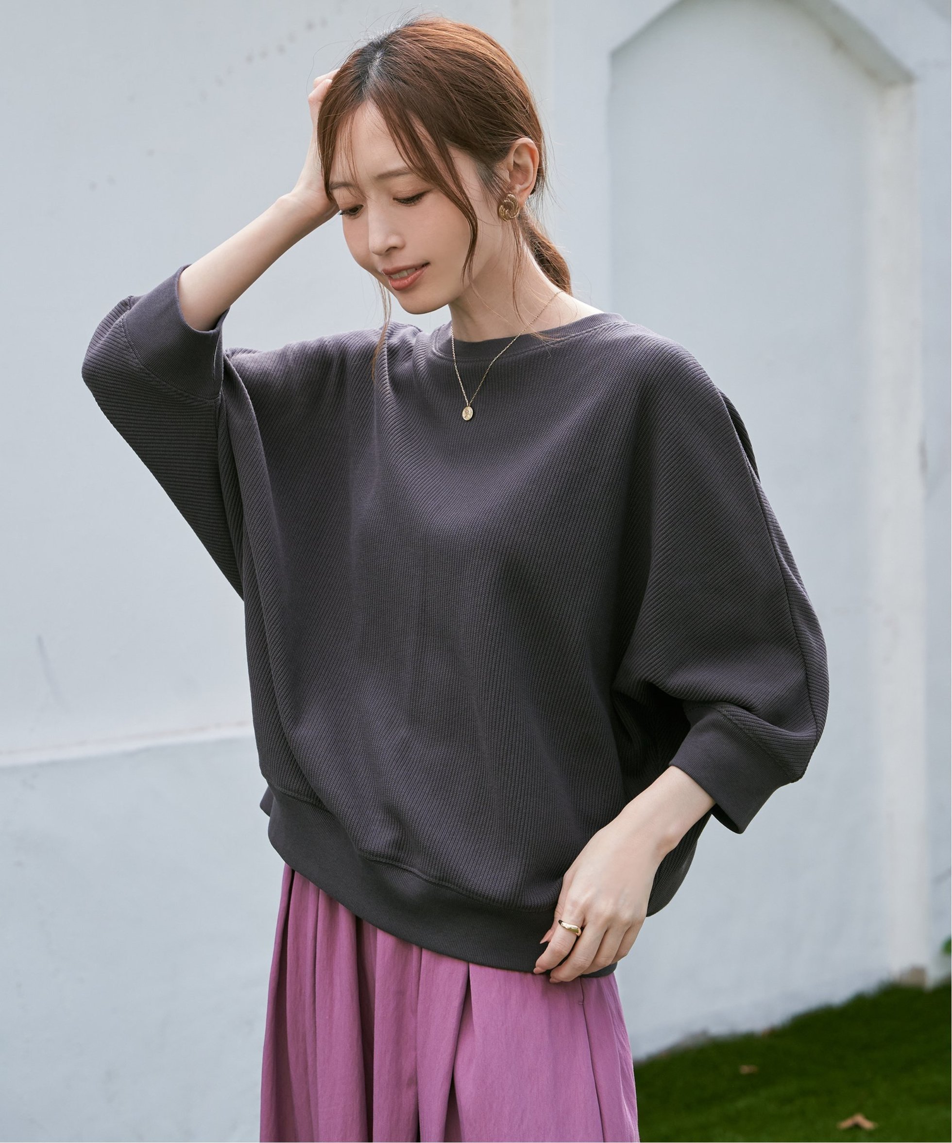 【イッカ/ikka】のタックフライスドルマンプルオーバー インテリア・キッズ・メンズ・レディースファッション・服の通販 founy(ファニー) 　ファッション　Fashion　レディースファッション　Fashion for Women　トップス・カットソー　Cut & Sew Tops　カジュアルプルオーバー・ニットトップス　Pullovers & Knit Tops / Casual Pullovers　ニットソー　Knit-Sewn, Cut & Sew Knit　ボーダー　Border, Stripe　無地　Plain, Solid Color　チャコール|ID: prp329100004722881 ipo3291000000034508172