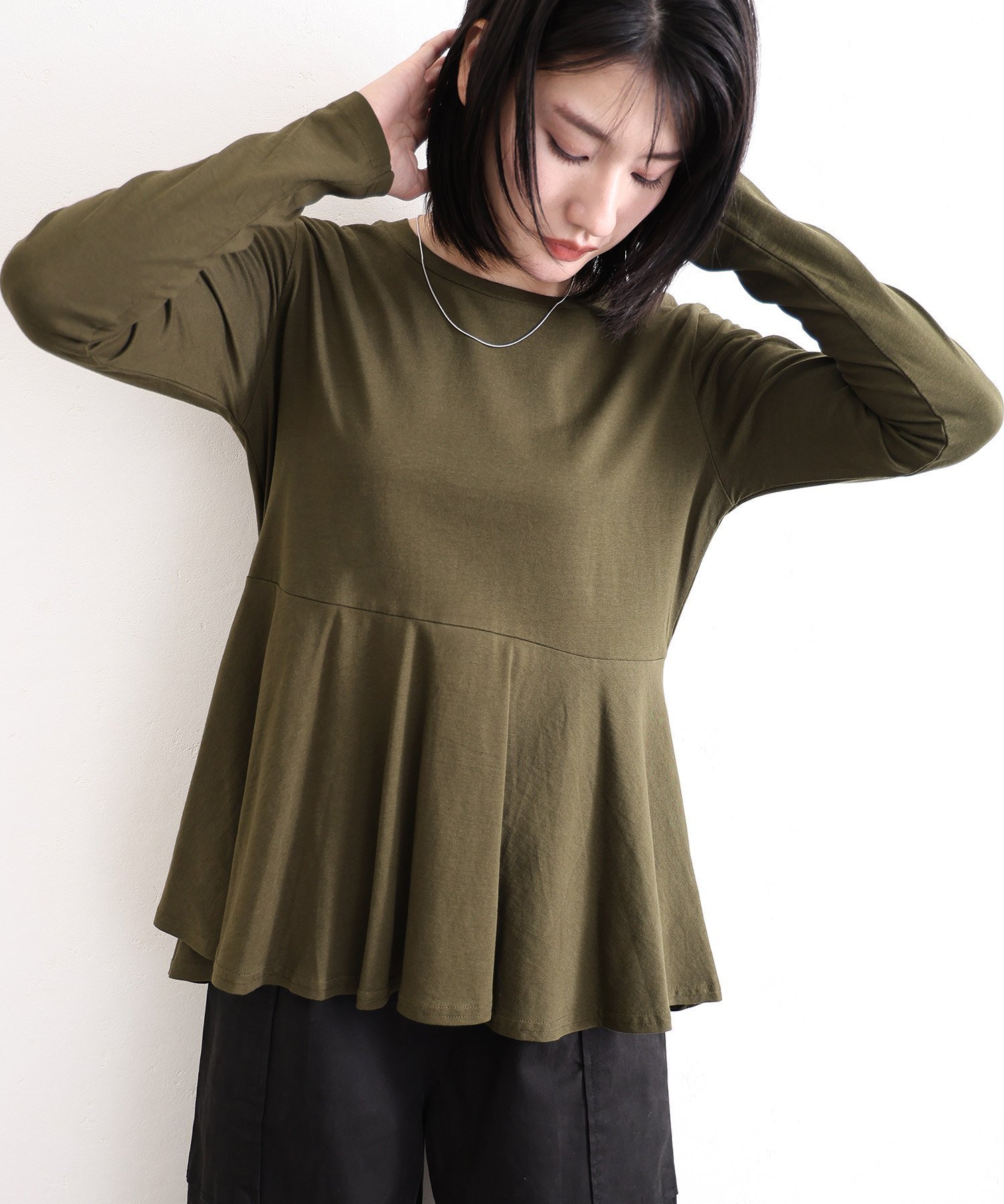 【プールヴー/PourVous】の裾フレア長袖カットソー カットソーきれいめトップス 長袖 ブラウス インテリア・キッズ・メンズ・レディースファッション・服の通販 founy(ファニー) 　ファッション　Fashion　レディースファッション　Fashion for Women　トップス・カットソー　Cut & Sew Tops　シャツ・ブラウス・オフィスカジュアル　Elegant Blouses & Button-Ups　カットソー・ベーシックTシャツ　Cut-and-Sewn Tops / Stretch Tees & Basics　カットソー　Cut and Sewn Top　フレア　Flare, Flared　長袖　Long Sleeve, Full Sleeve　カーキ|ID: prp329100004722892 ipo3291000000034633560