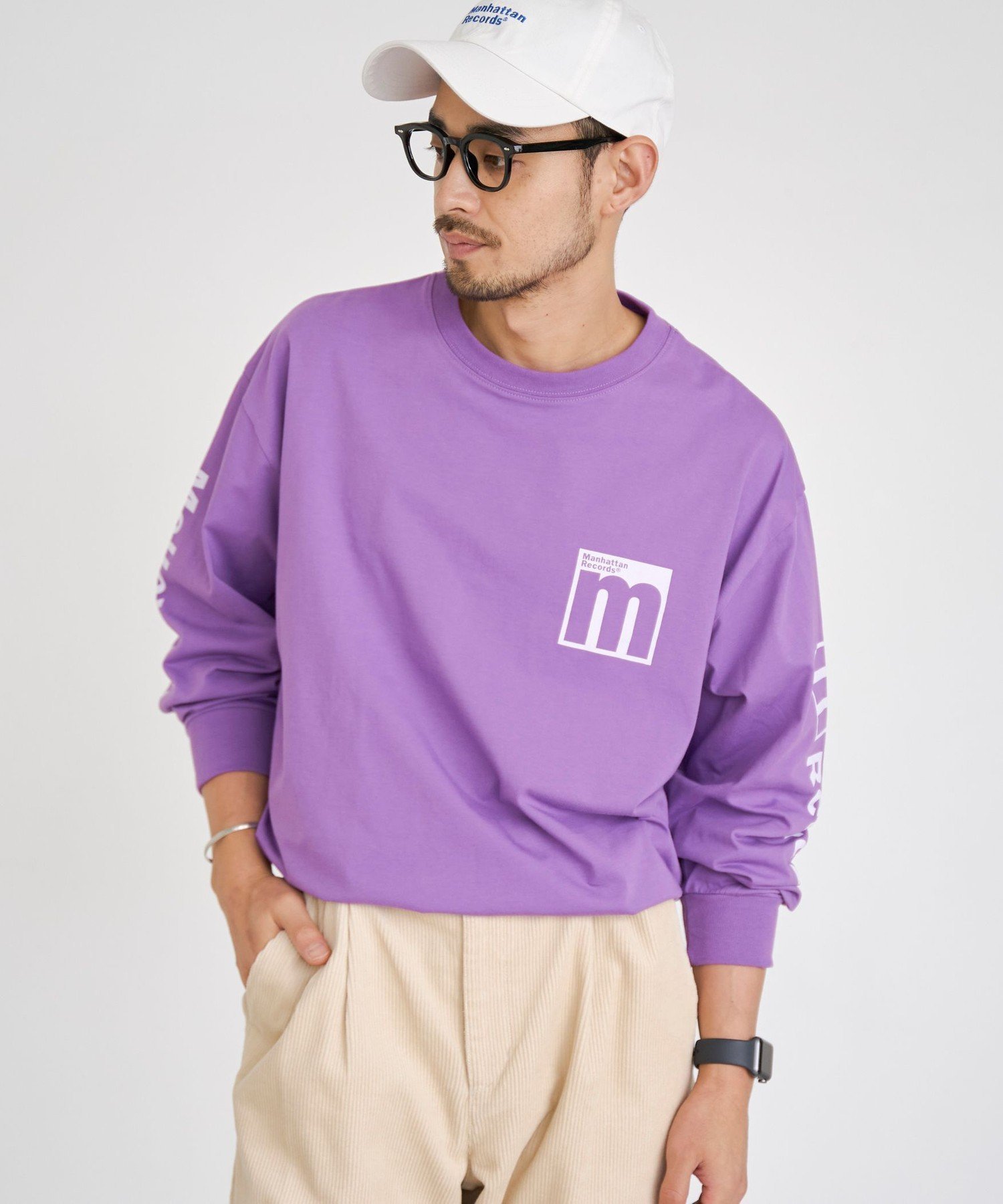 【コーエン/COEN】のManhattan Records(マンハッタンレコード)別注ロングスリーブTシャツ インテリア・キッズ・メンズ・レディースファッション・服の通販 founy(ファニー) 　ファッション　Fashion　レディースファッション　Fashion for Women　トップス・カットソー　Cut & Sew Tops　シャツ・ブラウス・オフィスカジュアル　Elegant Blouses & Button-Ups　ロングTシャツ・Tシャツ　Longline T-Shirts & Tees　キャップ&ハット　Hats & Caps　ウォレット　Wallet　ショート　Short, Short Length　スペシャル　Special, Limited Edition　スリーブ　Sleeve, Long Sleeve / Short Sleeve　パープル　Purple, Violet　ポーチ　Pouch, Small Case　別注　Limited Edition, Custom Order　リラックス　Relax, Relaxed Fit　ロング　Long, Long-Length　PURPLE|ID: prp329100004722978 ipo3291000000034236126