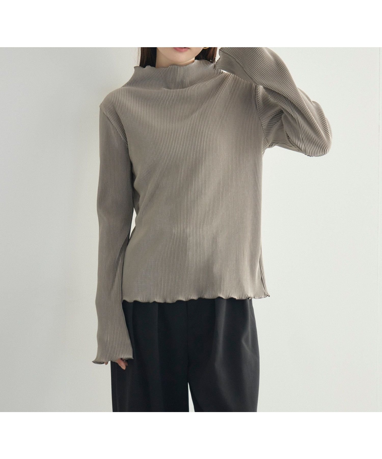 【レトロガール/RETRO GIRL】の【WEB限定】シャイニープリーツPO インテリア・キッズ・メンズ・レディースファッション・服の通販 founy(ファニー) ファッション Fashion レディースファッション Fashion for Women 春 Spring 秋 Autumn ジャケット Jacket, Outerwear スラックス Slacks, Dress Pants デニム Denim, Jeans Material トレンド Trend, Trending Now ビスチェ Bustier, Corset Top フレア Flare, Flared プリーツ Pleats, Pleated ベスト Vest, Waistcoat ベーシック Basic, Essential ボトルネック Bottle Neck, Mock Neck A/W・秋冬 Autumn/Winter S/S・春夏 SS, Spring/Summer, Warm Season おすすめ Recommended / Our Picks 夏 Summer ライトグレー|ID: prp329100004723080 ipo3291000000034468895