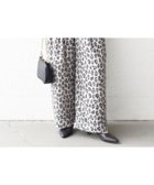 【シップス フォー ウィメン/SHIPS】のSHIPS any 手洗い可能 レオパード ジャカード ワイド イージー パンツ 人気、トレンドファッション・服の通販 founy(ファニー) ファッション Fashion レディースファッション Fashion for Women パンツ Pants & Trousers アニマル Animal Print エレガント 上品 Elegant 洗える Machine Washable シアー Sheer, See-Through シューズ Shoes, Footwear ジャカード/ジャガード Jacquard, Woven Pattern トレンド Trend, Trending Now ドローコード Drawcord, Drawstring Cord フラット Flat, Flat Shoes プリント Print, Printed Pattern リラックス Relax, Relaxed Fit レオパード Leopard, Animal Print ワイド Wide, Wide Fit おすすめ Recommended / Our Picks 2025年 2025 2025-2026秋冬・A/W Autumn/Winter 2025–26 AW25–26 thumbnail ベージュ|ID: prp329100004723146 ipo3291000000034893783