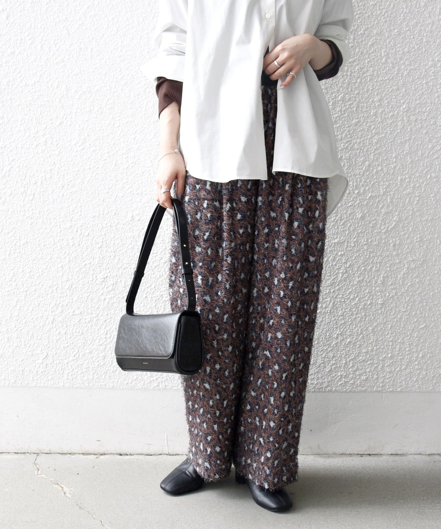 【シップス フォー ウィメン/SHIPS】のSHIPS any 手洗い可能 レオパード ジャカード ワイド イージー パンツ インテリア・キッズ・メンズ・レディースファッション・服の通販 founy(ファニー) ファッション Fashion レディースファッション Fashion for Women パンツ Pants & Trousers アニマル Animal Print エレガント 上品 Elegant 洗える Machine Washable シアー Sheer, See-Through シューズ Shoes, Footwear ジャカード/ジャガード Jacquard, Woven Pattern トレンド Trend, Trending Now ドローコード Drawcord, Drawstring Cord フラット Flat, Flat Shoes プリント Print, Printed Pattern リラックス Relax, Relaxed Fit レオパード Leopard, Animal Print ワイド Wide, Wide Fit おすすめ Recommended / Our Picks 2025年 2025 2025-2026秋冬・A/W Autumn/Winter 2025–26 AW25–26 ブラウン|ID: prp329100004723146 ipo3291000000034893785