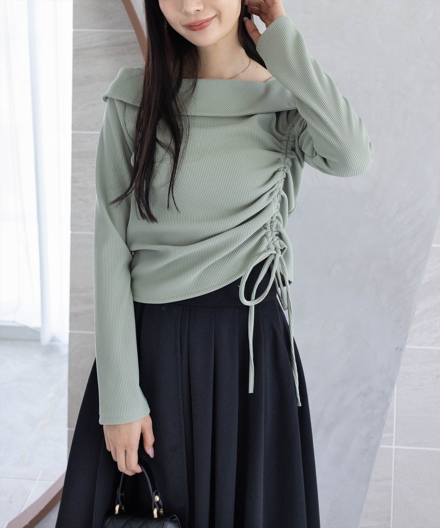 【クリア/clear】のサイドドロスト長袖リブカットソー インテリア・キッズ・メンズ・レディースファッション・服の通販 founy(ファニー) 　ファッション　Fashion　レディースファッション　Fashion for Women　トップス・カットソー　Cut & Sew Tops　カットソー・ベーシックTシャツ　Cut-and-Sewn Tops / Stretch Tees & Basics　ギャザー　Gathered, Ruffled　シャーリング　Shirring, Ruched　シンプル　Simple, Minimal　スラックス　Slacks, Dress Pants　タイトスカート　Pencil Skirt, Tight Skirt　デコルテ　Décolleté, Neckline　デニム　Denim, Jeans Material　長袖　Long Sleeve, Full Sleeve　フィット　Fit, Slim Fit　ボトム　Bottoms, Lower Wear　GR|ID: prp329100004723147 ipo3291000000034621974