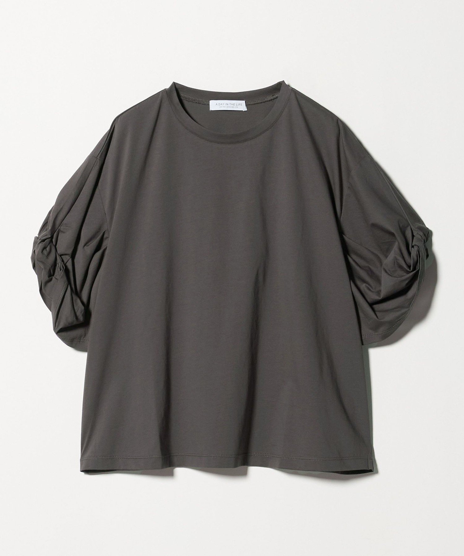 【ユナイテッドアローズ/UNITED ARROWS】のシルケット ツイストスリーブ カットソー A DAY IN THE LIFE インテリア・キッズ・メンズ・レディースファッション・服の通販 founy(ファニー) 　ファッション　Fashion　レディースファッション　Fashion for Women　トップス・カットソー　Cut & Sew Tops　カットソー・ベーシックTシャツ　Cut-and-Sewn Tops / Stretch Tees & Basics　インナー　Innerwear　カットソー　Cut and Sewn Top　シルケット　Silket, Silky Cotton　シンプル　Simple, Minimal　ストライプ　Stripe, Striped Pattern　スリーブ　Sleeve, Long Sleeve / Short Sleeve　ツイスト　Tweed, Tweed Fabric　定番　Standard, Basic Item　アウトレット　Outlet / Clearance　おすすめ　Recommended / Our Picks　その他9|ID: prp329100004723174 ipo3291000000034289352