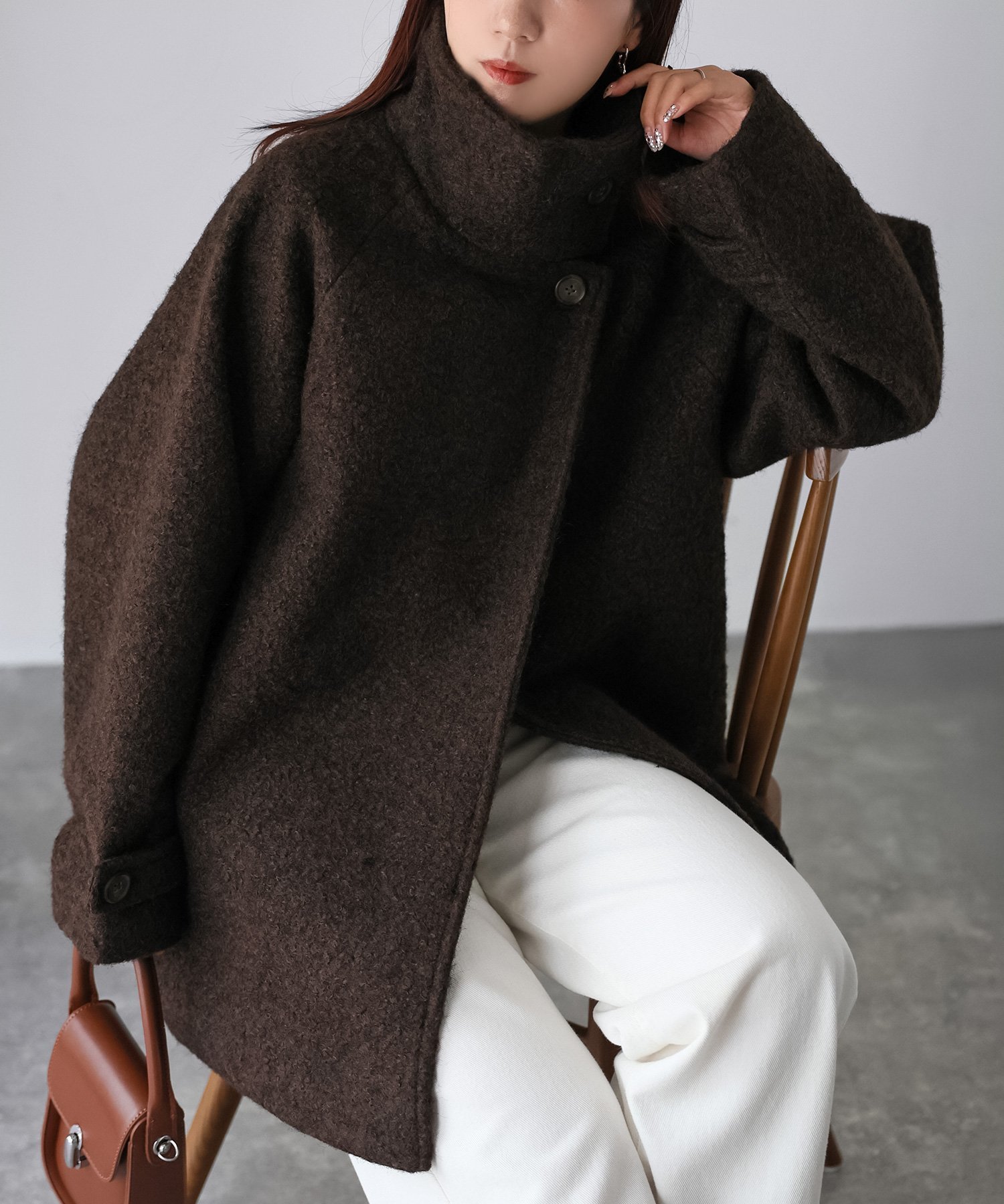 【リベリー/Riberry】のミドル丈スタンドカラーコート インテリア・キッズ・メンズ・レディースファッション・服の通販 founy(ファニー) 　ファッション　Fashion　レディースファッション　Fashion for Women　アウター　Coat / Outerwear Collection　コート・ロングコート・ピーコート　Long Coats, Peacoats & More　インナー　Innerwear　ショート　Short, Short Length　シンプル　Simple, Minimal　スウェット / スエット　Sweatshirt, Sweatwear　スタイリッシュ　Stylish, Fashionable　スタンド　Stand Collar, Upright Stand　デニム　Denim, Jeans Material　トレンド　Trend, Trending Now　バランス　Balance, Style Balance　防寒　Cold Protection, Winter-Ready　マニッシュ　Mannish, Boyish　ミドル　Middle Length, Mid Height　ループ　Loop, Loop Knit　ワイド　Wide, Wide Fit　冬　Winter / This Winter　再入荷　Restock / Back in Stock　おすすめ　Recommended / Our Picks　ダークブラウン|ID: prp329100004723206 ipo3291000000034136290