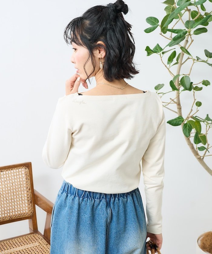 【フリークスストア/FREAK'S STORE】のワンポイント刺繍 コンパクトバスクシャツ 25SS インテリア・キッズ・メンズ・レディースファッション・服の通販 founy(ファニー) 　ファッション　Fashion　レディースファッション　Fashion for Women　トップス・カットソー　Cut & Sew Tops　シャツ・ブラウス・オフィスカジュアル　Elegant Blouses & Button-Ups　2025年　2025　2025春夏・S/S　Spring/Summer 2025 SS25　インナー　Innerwear　コンパクト　Compact, Small Size　バスク　Basque, Basque Style　ボトム　Bottoms, Lower Wear　ワンポイント　One Point, Statement Accent　夏　Summer　春　Spring　S/S・春夏　SS, Spring/Summer, Warm Season　オフホワイト|ID: prp329100004723339 ipo3291000000034136811