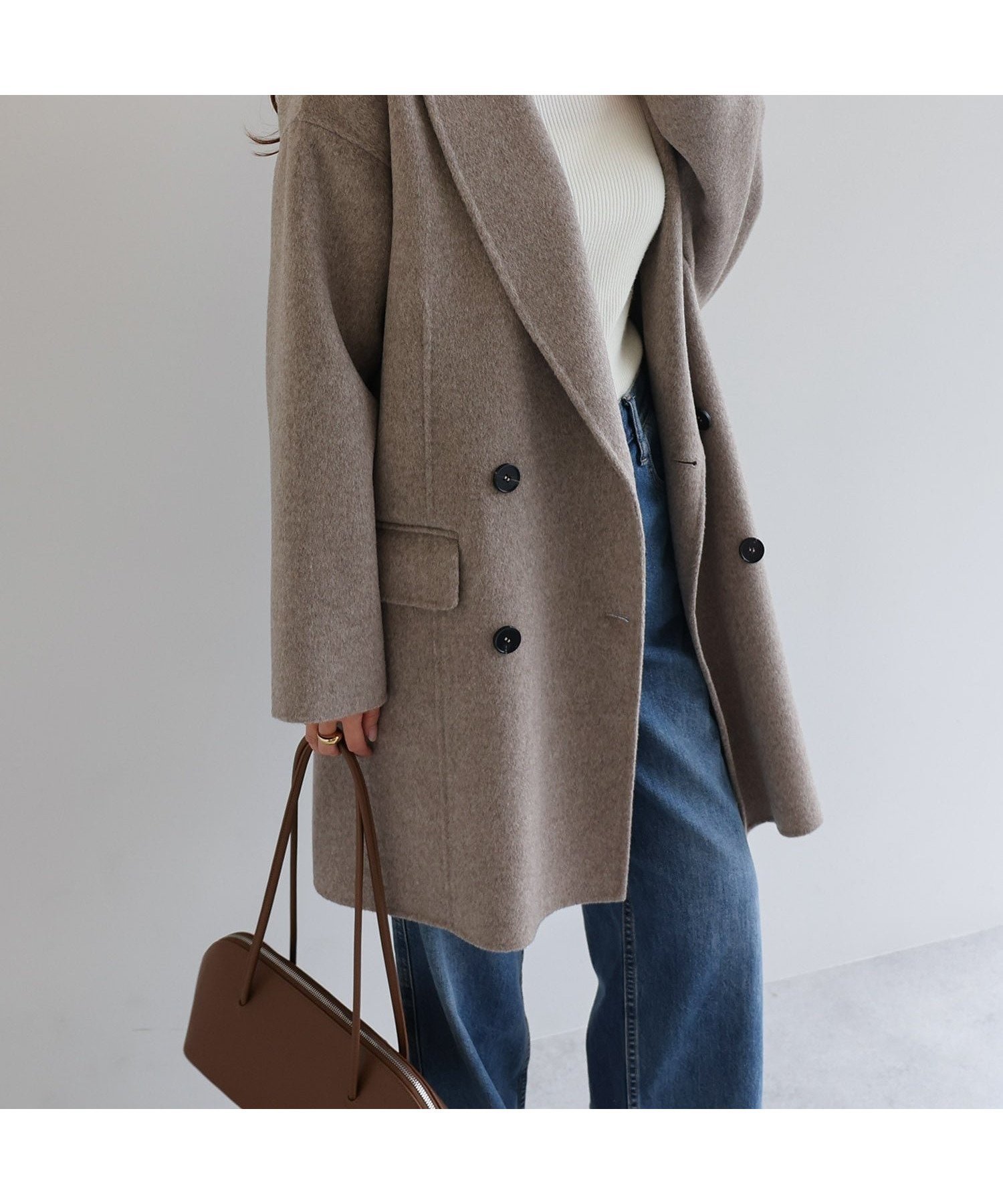 【アンドミー/andme】のリバー ダブルコート evernavy エバーネイビー インテリア・キッズ・メンズ・レディースファッション・服の通販 founy(ファニー) 　ファッション　Fashion　レディースファッション　Fashion for Women　アウター　Coat / Outerwear Collection　コート・ロングコート・ピーコート　Long Coats, Peacoats & More　ショール　Shawl, Wrap　ダブル　Double, Double-Breasted　フェイス　Face, Facial Design　ベーシック　Basic, Essential　ポケット　Pocket, Pocket Detail　ミドル　Middle Length, Mid Height　エレガント 上品　Elegant　防寒　Cold Protection, Winter-Ready　ベージュ|ID: prp329100004723347 ipo3291000000034506133