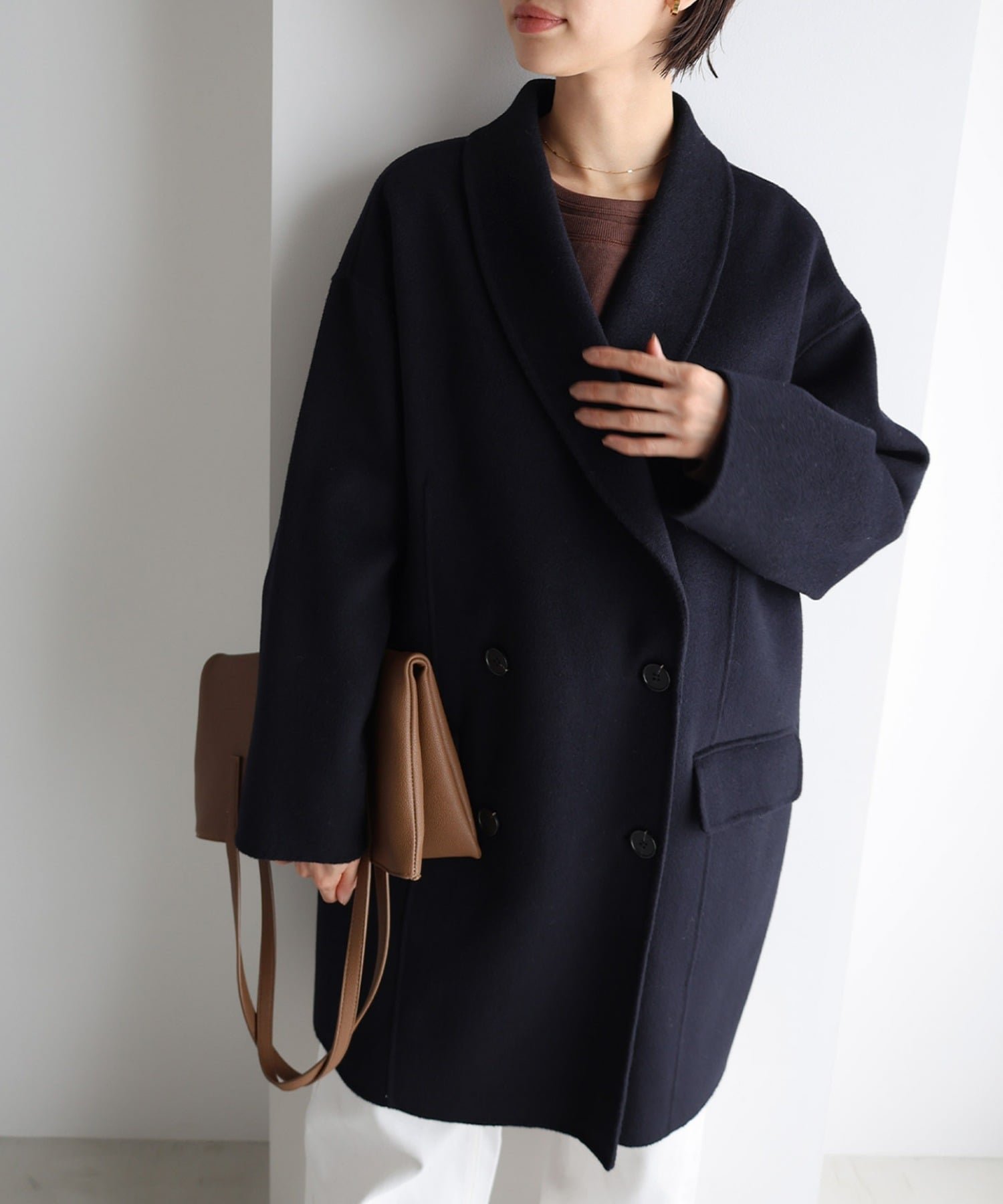 【アンドミー/andme】のリバー ダブルコート evernavy エバーネイビー インテリア・キッズ・メンズ・レディースファッション・服の通販 founy(ファニー) 　ファッション　Fashion　レディースファッション　Fashion for Women　アウター　Coat / Outerwear Collection　コート・ロングコート・ピーコート　Long Coats, Peacoats & More　ショール　Shawl, Wrap　ダブル　Double, Double-Breasted　フェイス　Face, Facial Design　ベーシック　Basic, Essential　ポケット　Pocket, Pocket Detail　ミドル　Middle Length, Mid Height　エレガント 上品　Elegant　防寒　Cold Protection, Winter-Ready　ネイビー|ID: prp329100004723347 ipo3291000000034506134