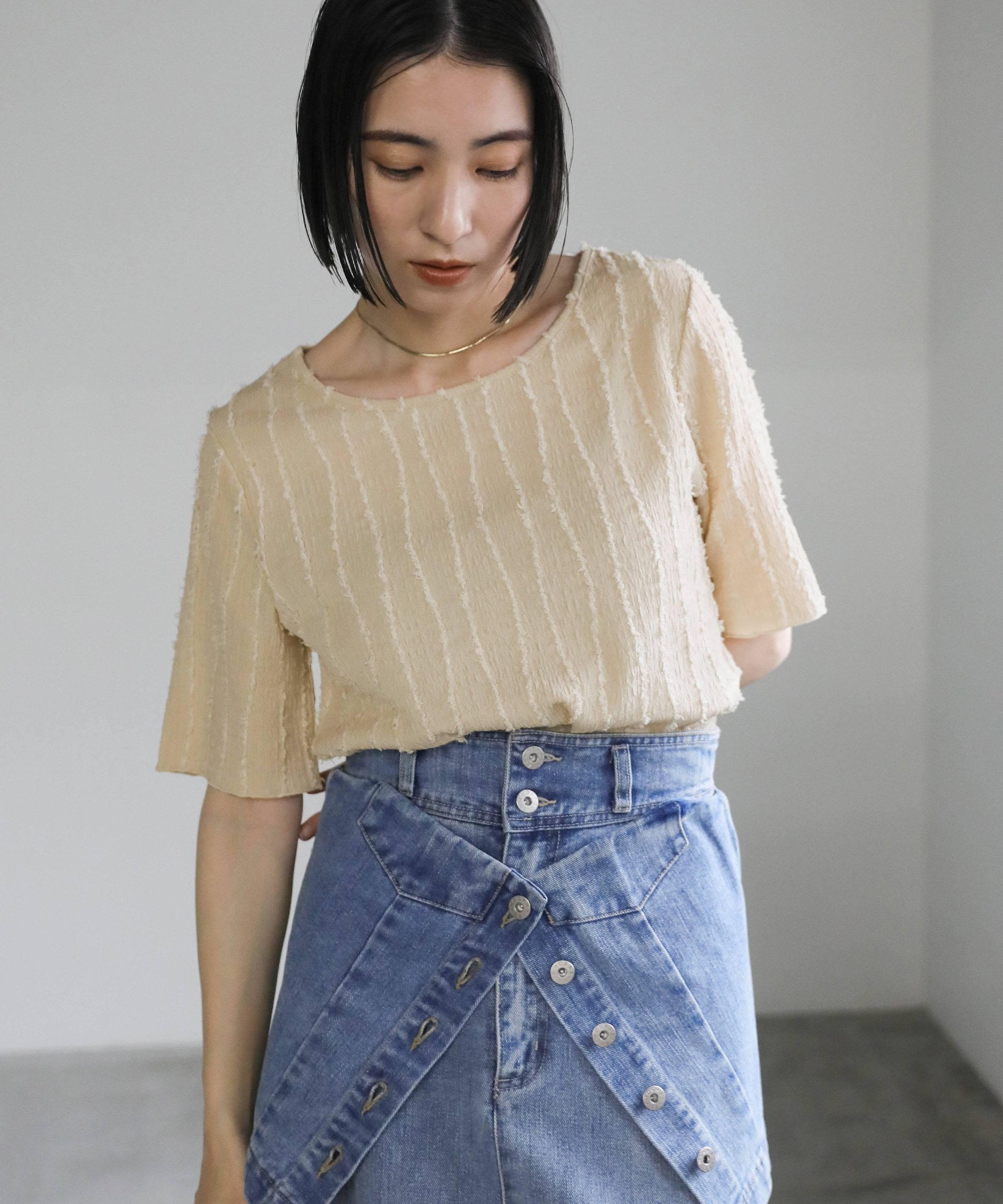 【セレクトモカ/SELECT MOCA】のシャギーウェーブライントップス インテリア・キッズ・メンズ・レディースファッション・服の通販 founy(ファニー) ファッション Fashion レディースファッション Fashion for Women トップス・カットソー Cut & Sew Tops ウェーブ Wavy Pattern コンパクト Compact, Small Size フィット Fit, Slim Fit フレア Flare, Flared ベーシック Basic, Essential エレガント 上品 Elegant ベージュ-200|ID: prp329100004723418 ipo3291000000034583624