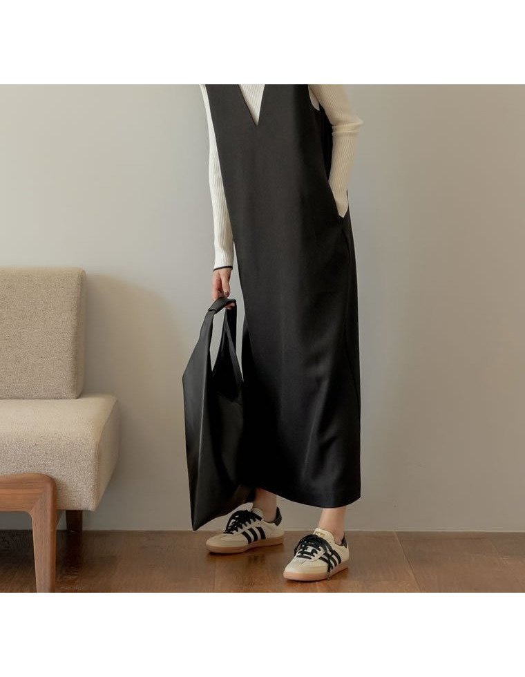 【リエディ/Re:EDIT】の微起毛ツイルVネックジャンパースカート 人気、トレンドファッション・服の通販 founy(ファニー) 　ファッション　Fashion　レディースファッション　Fashion for Women　スカート　Skirts　インナー　Innerwear　カットソー　Cut and Sewn Top　コンパクト　Compact, Small Size　シンプル　Simple, Minimal　ツイル　Twist, Twisted Detail　バランス　Balance, Style Balance　エレガント 上品　Elegant　 other-1|ID: prp329100004723489 ipo3291000000034600510