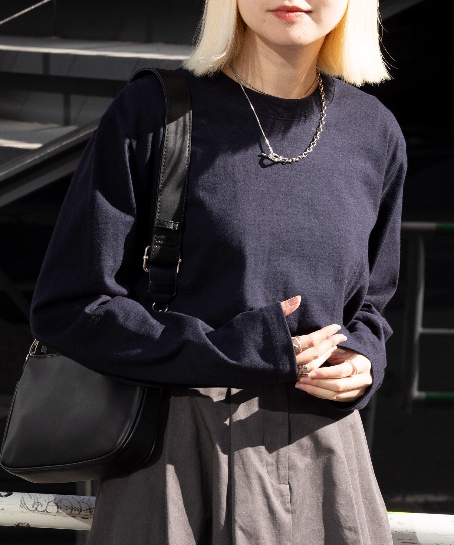 【セットアップセブン/SETUP7】のUnited Athle/5.6オンス コットンロングスリーブ Tシャツ 長袖 5010 インテリア・キッズ・メンズ・レディースファッション・服の通販 founy(ファニー)  ファッション Fashion レディースファッション Fashion for Women トップス・カットソー Cut & Sew Tops シャツ・ブラウス・オフィスカジュアル Elegant Blouses & Button-Ups ロングTシャツ・Tシャツ Longline T-Shirts & Tees アンダー Underwear Essentials インナー Innerwear カーゴパンツ Cargo Pants, Utility Pants 切替 Switching, Contrast Panel サングラス Sunglasses, Shades シンプル Simple, Minimal スキニー Skinny, Slim Fit スポーツ Sports, Activewear スリーブ Sleeve, Long Sleeve / Short Sleeve セットアップ Set-Up, Coordinated Outfit ダブル Double, Double-Breasted チェーン Chain, Chain Strap デニム Denim, Jeans Material トレンド Trend, Trending Now トレーナー Sweatshirt, Trainer 定番 Standard, Basic Item ネックレス Necklace, Pendant Necklace 長袖 Long Sleeve, Full Sleeve 半袖 Short Sleeve, Half Sleeve ミックス Mix, Mixed Style リラックス Relax, Relaxed Fit ロング Long, Long-Length ワーク Workwear, Utility Style 再入荷 Restock / Back in Stock おすすめ Recommended / Our Picks NVY|ID: prp329100004723582 ipo3291000000034291241