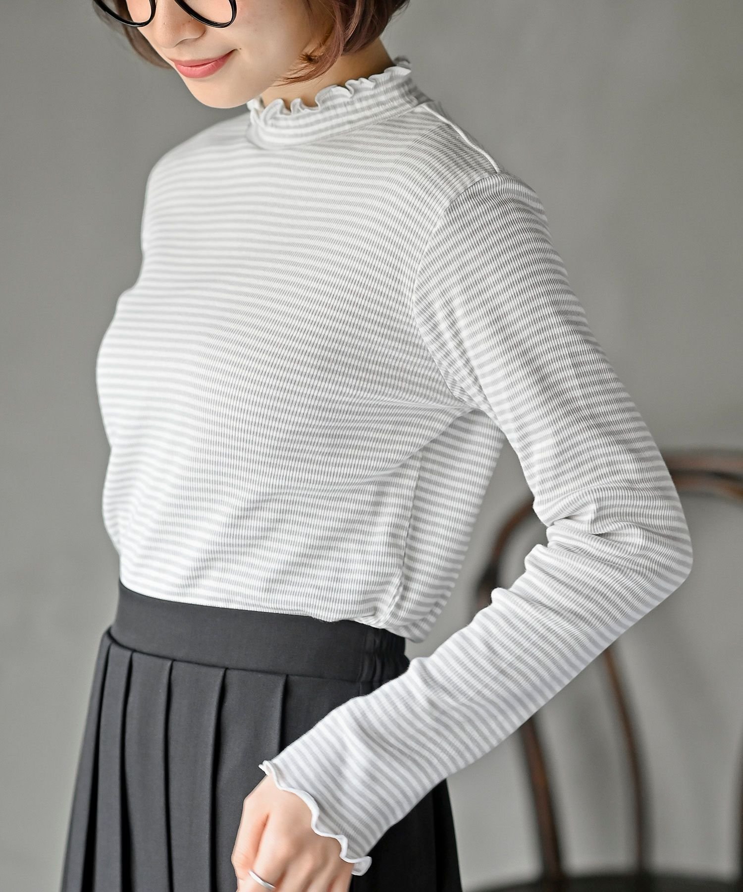 【アールピーエス/rps】の襟シャーリングメローカットソー インテリア・キッズ・メンズ・レディースファッション・服の通販 founy(ファニー) ファッション Fashion レディースファッション Fashion for Women トップス・カットソー Cut & Sew Tops カットソー・ベーシックTシャツ Cut-and-Sewn Tops / Stretch Tees & Basics インナー Innerwear シンプル Simple, Minimal フリル Frill, Ruffle プチプライス・低価格 Affordable / Budget Price 再入荷 Restock / Back in Stock グレー|ID: prp329100004723638 ipo3291000000034774717