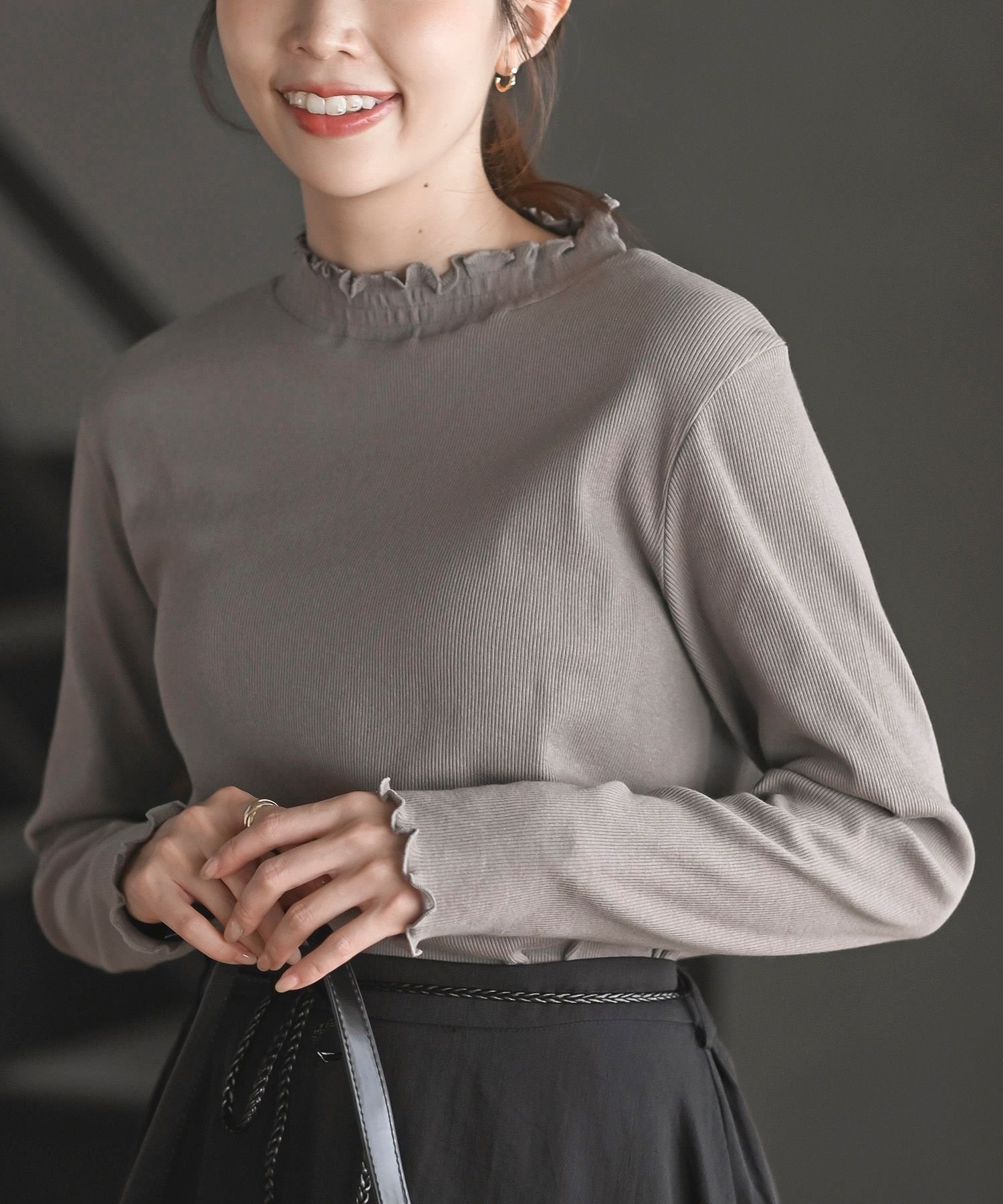 【アールピーエス/rps】の襟シャーリングメローカットソー インテリア・キッズ・メンズ・レディースファッション・服の通販 founy(ファニー) ファッション Fashion レディースファッション Fashion for Women トップス・カットソー Cut & Sew Tops カットソー・ベーシックTシャツ Cut-and-Sewn Tops / Stretch Tees & Basics インナー Innerwear シンプル Simple, Minimal フリル Frill, Ruffle プチプライス・低価格 Affordable / Budget Price 再入荷 Restock / Back in Stock モカ|ID: prp329100004723638 ipo3291000000034774719