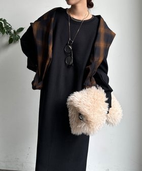 【ドゥドゥ/DouDou】の【完売カラー再追加!】ブークレーダンボールロングスリーブワンピース 人気、トレンドファッション・服の通販 founy(ファニー) ファッション Fashion レディースファッション Fashion for Women ワンピース Dresses アクセサリー Fashion Accessories シンプル Simple, Minimal スマート Smart, Elegant スリット Slit, Slit Detail 人気 Popular, Best Seller 長袖 Long Sleeve, Full Sleeve フラット Flat, Flat Shoes フロント Front, Front Design ロング Long, Long-Length A/W・秋冬 Autumn/Winter 冬 Winter / This Winter 再入荷 Restock / Back in Stock エレガント 上品 Elegant 2025年 2025 2025-2026秋冬・A/W Autumn/Winter 2025–26 AW25–26 |ID:prp329100004723647