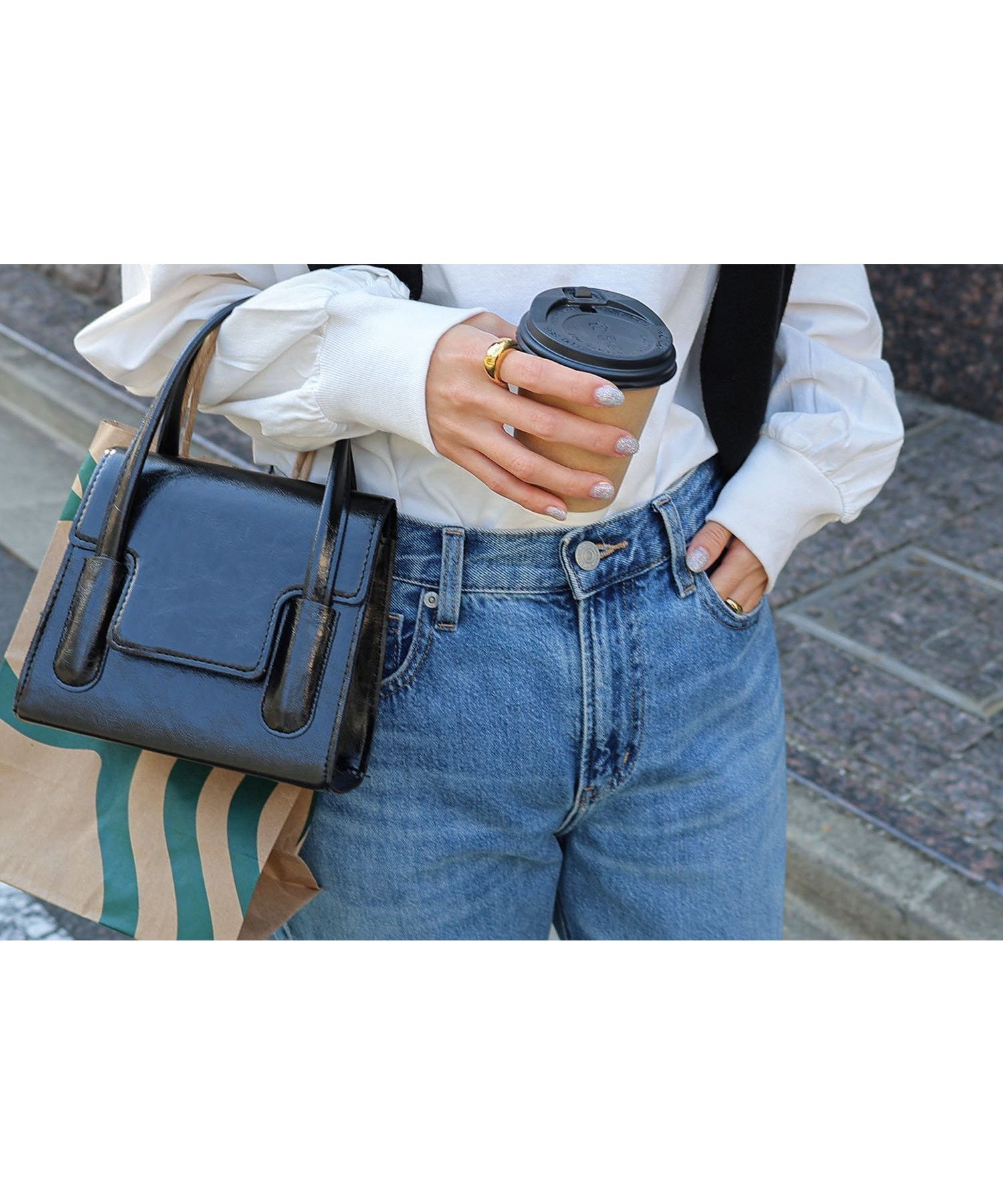 【アンドミー/andme】のコットン天竺フレンチロゴプリント長袖Tシャツ インテリア・キッズ・メンズ・レディースファッション・服の通販 founy(ファニー) 　ファッション　Fashion　レディースファッション　Fashion for Women　トップス・カットソー　Cut & Sew Tops　シャツ・ブラウス・オフィスカジュアル　Elegant Blouses & Button-Ups　ロングTシャツ・Tシャツ　Longline T-Shirts & Tees　人気　Popular, Best Seller　長袖　Long Sleeve, Full Sleeve　フレンチ　French, French Style　プリント　Print, Printed Pattern　ベーシック　Basic, Essential　おすすめ　Recommended / Our Picks　オフホワイト×ネイビー|ID: prp329100004723778 ipo3291000000034509002