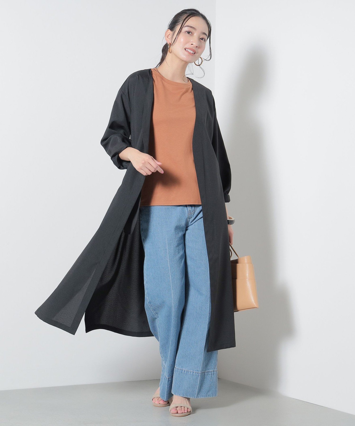 【ビームス ウイメン/BEAMS】のベルテッド ライトガウン インテリア・キッズ・メンズ・レディースファッション・服の通販 founy(ファニー) 　ファッション　Fashion　レディースファッション　Fashion for Women　おすすめ　Recommended / Our Picks　ガウン　Gown, Robe　シェイプ　Shape, Slim Fit　シンプル　Simple, Minimal　スリット　Slit, Slit Detail　デニム　Denim, Jeans Material　パーカー　Hoodie, Parka　ロング　Long, Long-Length　軽量　Lightweight, Ultra Light　BLACK|ID: prp329100004723832 ipo3291000000034138905