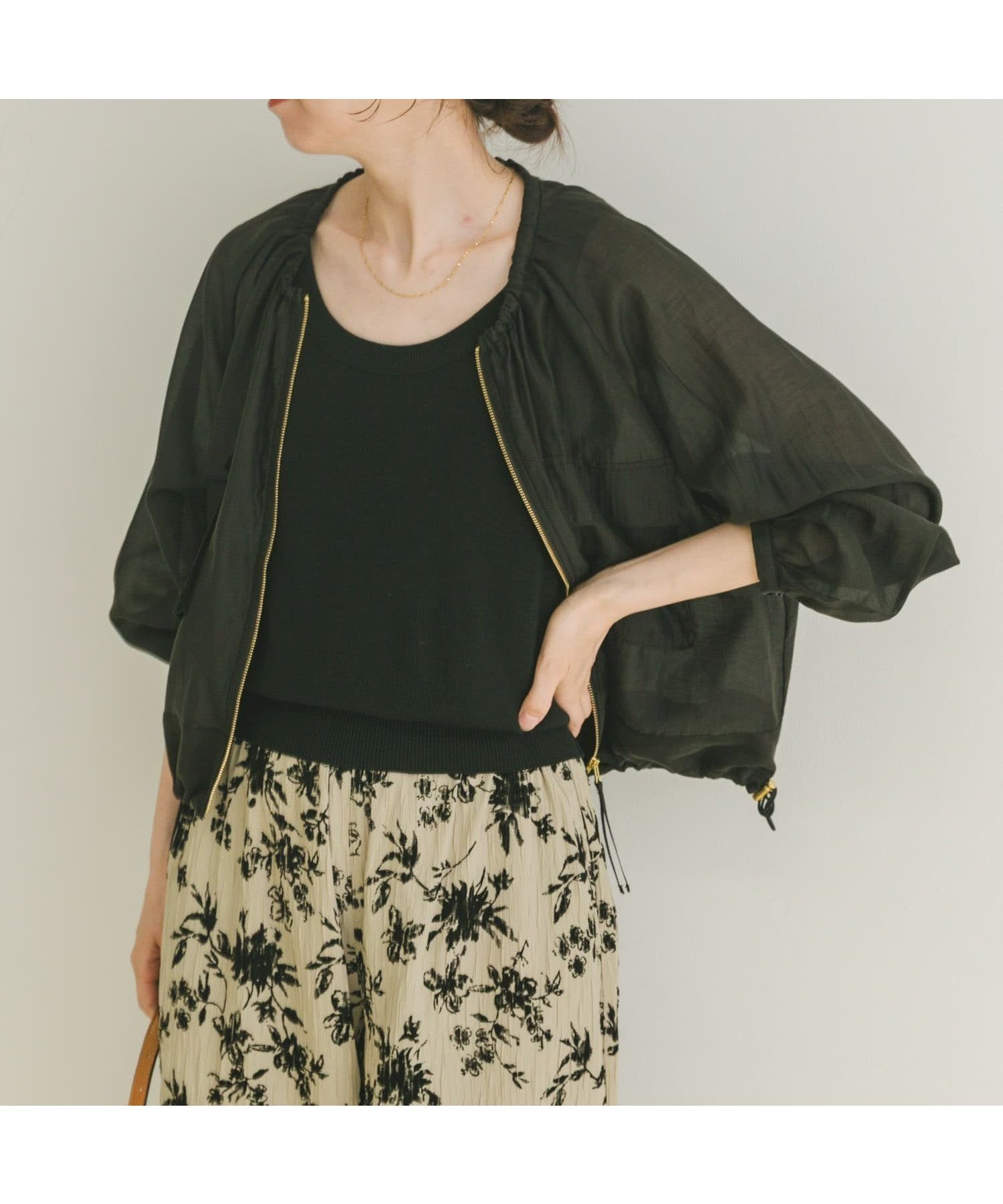 【アイテムズアーバンリサーチ/ITEMS URBAN RESEARCH】のシアーZIPブルゾン インテリア・キッズ・メンズ・レディースファッション・服の通販 founy(ファニー) 　ファッション　Fashion　レディースファッション　Fashion for Women　アウター　Coat / Outerwear Collection　ブルゾンジャケット・スポーティアウター　Blouson Jackets　2025年　2025　2025-2026秋冬・A/W　Autumn/Winter 2025–26 AW25–26　冬　Winter / This Winter　シアー　Sheer, See-Through　ジップ　Zip, Zipper　ドローコード　Drawcord, Drawstring Cord　バランス　Balance, Style Balance　ブルゾン　Blouson, Bomber Jacket　ボトム　Bottoms, Lower Wear　夏　Summer　秋　Autumn　A/W・秋冬　Autumn/Winter　BLK|ID: prp329100004723870 ipo3291000000034265476