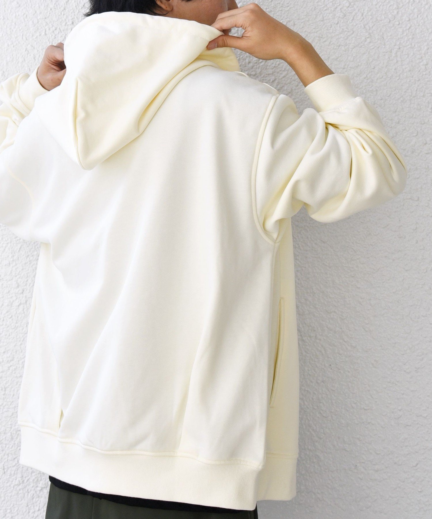 【シップス フォー ウィメン/SHIPS】のSHIPS any CLASSY バックタック スウェット ジップ パーカー インテリア・キッズ・メンズ・レディースファッション・服の通販 founy(ファニー) 　ファッション　Fashion　レディースファッション　Fashion for Women　トップス・カットソー　Cut & Sew Tops　レディースパーカー・カジュアルフーディー　Casual Hoodies & Sweatshirts　スウェット・クルーネックトップス　Sweatshirts & Crewnecks / Relaxed Fit Sweat Tops　バッグ　Bags　ジップ　Zip, Zipper　スウェット / スエット　Sweatshirt, Sweatwear　パーカー　Hoodie, Parka　ポケット　Pocket, Pocket Detail　おすすめ　Recommended / Our Picks　夏　Summer　エレガント 上品　Elegant　ナチュラル|ID: prp329100004723914 ipo3291000000034139217