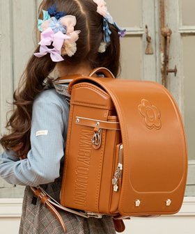 【シフォン/SHIFFON / KIDS】のMARY QUANT(マリークヮント)エンボスデイジーランドセル【即納】 人気、トレンドファッション・服の通販 founy(ファニー) ファッション Fashion キッズファッション Fashion for Kids クッション Cushion, Throw Pillow 抗菌 Antibacterial, Bacteria-Resistant シンプル Simple, Minimal ダメージ Distressed, Destroyed パターン Pattern, Design Print フィット Fit, Slim Fit フラット Flat, Flat Shoes プリント Print, Printed Pattern ポケット Pocket, Pocket Detail ミニスカート Mini Skirt, Short Skirt ラウンド Round, Round Neck 卒業式 Graduation Ceremony |ID:prp329100004724141