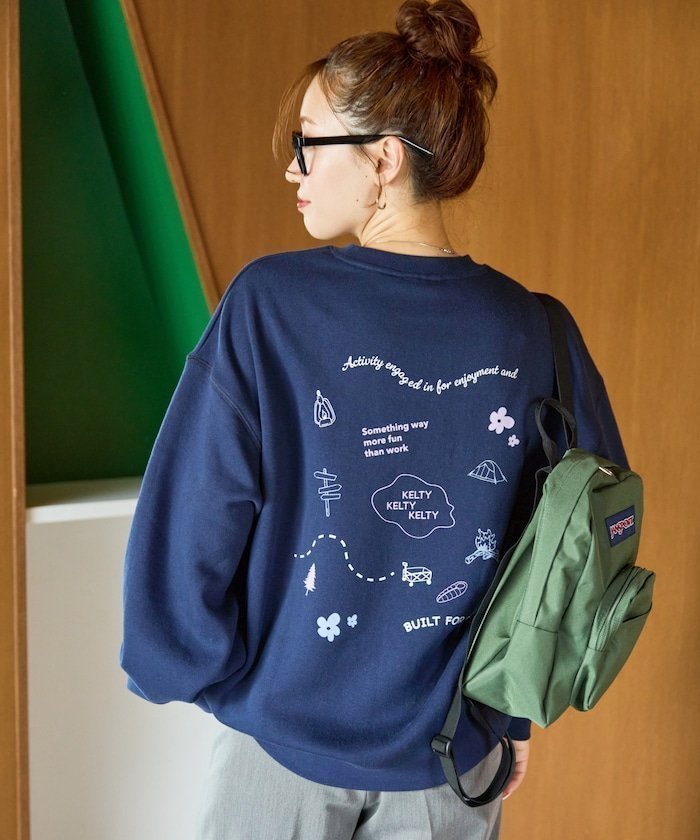 【フリークスストア/FREAK'S STORE】の別注 裏起毛 散らばし プリント スウェット プルオーバー【限定展開】 25AW インテリア・キッズ・メンズ・レディースファッション・服の通販 founy(ファニー) 　ファッション　Fashion　レディースファッション　Fashion for Women　トップス・カットソー　Cut & Sew Tops　レディースパーカー・カジュアルフーディー　Casual Hoodies & Sweatshirts　カジュアルプルオーバー・ニットトップス　Pullovers & Knit Tops / Casual Pullovers　スウェット・クルーネックトップス　Sweatshirts & Crewnecks / Relaxed Fit Sweat Tops　2025年　2025　2025-2026秋冬・A/W　Autumn/Winter 2025–26 AW25–26　冬　Winter / This Winter　イラスト　Illustration　シンプル　Simple, Minimal　スウェット / スエット　Sweatshirt, Sweatwear　スペシャル　Special, Limited Edition　ビッグ　Big, Oversized　フロント　Front, Front Design　プリント　Print, Printed Pattern　リラックス　Relax, Relaxed Fit　人気　Popular, Best Seller　別注　Limited Edition, Custom Order　A/W・秋冬　Autumn/Winter　ネイビー|ID: prp329100004724218 ipo3291000000034293608