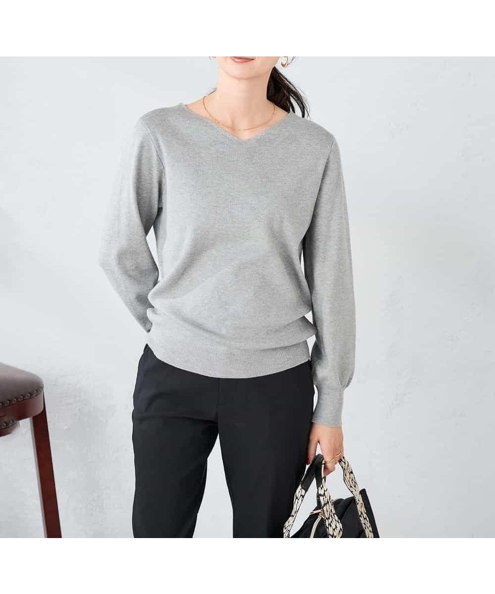 【アー ヴェー ヴェー/a.v.v】の【洗える/雑誌InRed(宝島社)11月号掲載】Vネック美ラクるパフスリーブニット インテリア・キッズ・メンズ・レディースファッション・服の通販 founy(ファニー) ファッション Fashion レディースファッション Fashion for Women トップス・カットソー Cut & Sew Tops ニット Knit Tops & Sweaters Vネックトップス V-Neck Tops / V-Cut Neckline Shirts アンサンブル Ensemble Set インナー Innerwear 洗える Machine Washable カーディガン Cardigan, Knitwear 11月号 November Issue ジャケット Jacket, Outerwear スリーブ Sleeve, Long Sleeve / Short Sleeve 雑誌 Magazine, Fashion Magazine トレンド Trend, Trending Now 人気 Popular, Best Seller 長袖 Long Sleeve, Full Sleeve ベーシック Basic, Essential ボトム Bottoms, Lower Wear 再入荷 Restock / Back in Stock ビジネス 仕事 通勤 Business / Work / Commuting グレー|ID: prp329100004724374 ipo3291000000034852212