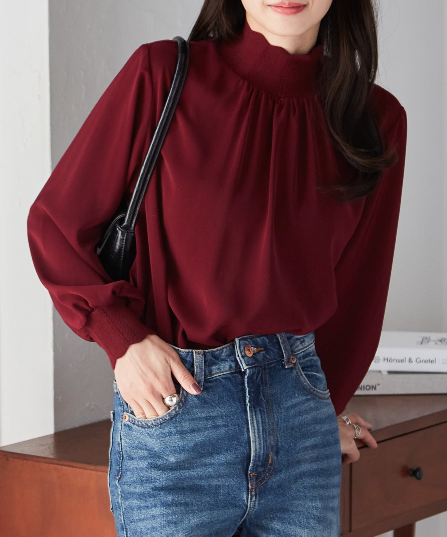 【ラナン/Ranan】のRanan/スカラップリブニット使いブラウス インテリア・キッズ・メンズ・レディースファッション・服の通販 founy(ファニー) 　ファッション　Fashion　レディースファッション　Fashion for Women　トップス・カットソー　Cut & Sew Tops　ニット　Knit Tops & Sweaters　シャツ・ブラウス・オフィスカジュアル　Elegant Blouses & Button-Ups　ジャケット　Jacket, Outerwear　スカラップ　Scallop, Scalloped Edge　スリーブ　Sleeve, Long Sleeve / Short Sleeve　デニム　Denim, Jeans Material　ハイネック　High Neck, Mock Neck　エレガント 上品　Elegant　切替　Switching, Contrast Panel　WINE|ID: prp329100004724630 ipo3291000000034142029