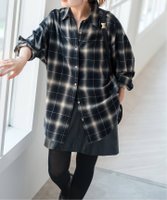 【スピック&スパン/Spick & Span】のメタルボタンオンブレーチェックルーズシャツ 人気、トレンドファッション・服の通販 founy(ファニー) ファッション Fashion レディースファッション Fashion for Women トップス・カットソー Cut & Sew Tops シャツ・ブラウス・オフィスカジュアル Elegant Blouses & Button-Ups グラデーション Gradient, Ombre スマート Smart, Elegant 人気 Popular, Best Seller A/W・秋冬 Autumn/Winter エレガント 上品 Elegant |ID:prp329100004724748