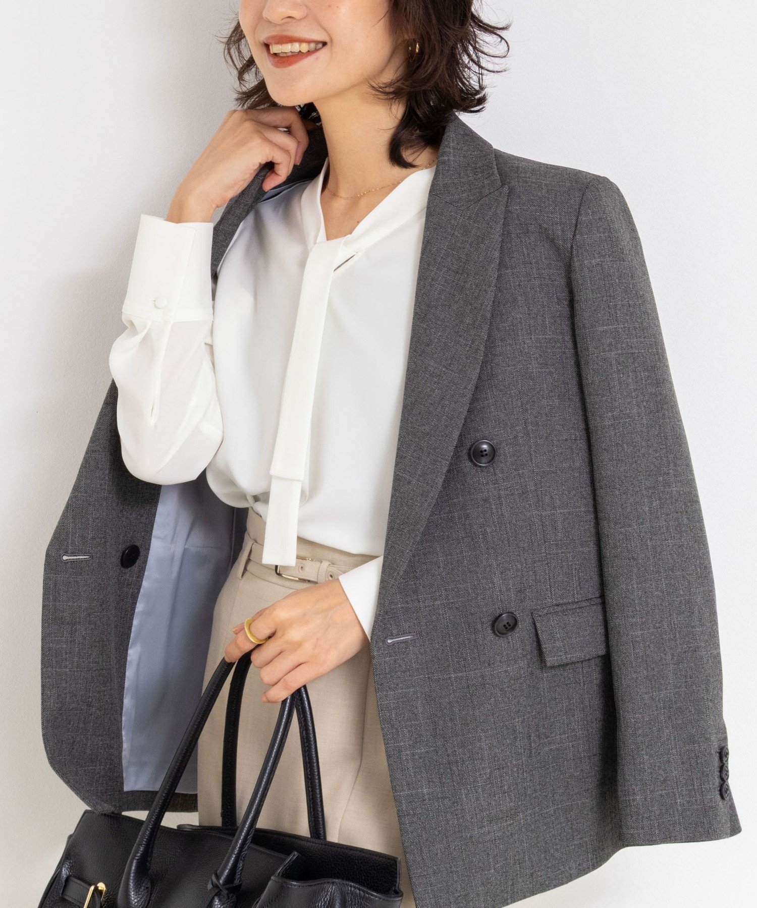 【ノーリーズ/NOLLEY'S】のウォッシャブルストレッチバックサテンボウタイブラウス 人気、トレンドファッション・服の通販 founy(ファニー) 　ファッション　Fashion　レディースファッション　Fashion for Women　トップス・カットソー　Cut & Sew Tops　シャツ・ブラウス・オフィスカジュアル　Elegant Blouses & Button-Ups　バッグ　Bags　2025年　2025　2025-2026秋冬・A/W　Autumn/Winter 2025–26 AW25–26　おすすめ　Recommended / Our Picks　インナー　Innerwear　ジャケット　Jacket, Outerwear　ストレッチ　Stretch, Stretchy Fabric　スーツ　Suit, Formalwear　 other-1|ID: prp329100004724814 ipo3291000000034142723