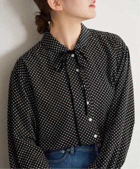 【イエナ/IENA】のミニラウンドカラーブラウス 人気、トレンドファッション・服の通販 founy(ファニー) ファッション Fashion レディースファッション Fashion for Women トップス・カットソー Cut & Sew Tops シャツ・ブラウス・オフィスカジュアル Elegant Blouses & Button-Ups 2025年 2025 2025-2026秋冬・A/W Autumn/Winter 2025–26 AW25–26 とろみ Fluid, Flowy Fabric インナー Innerwear コンパクト Compact, Small Size ショート Short, Short Length ドット Polka Dot, Dot Pattern バランス Balance, Style Balance ベロア Velour, Soft Velvet ラウンド Round, Round Neck リボン Ribbon, Bow 無地 Plain, Solid Color |ID:prp329100004724817