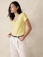 【バナナリパブリック ファクトリーストア/BANANA REPUBLIC FACTORY STORE】のBANANA REPUBLIC FACTORY STORE VネックタイムレスTシャツ 人気、トレンドファッション・服の通販 founy(ファニー) ファッション Fashion レディースファッション Fashion for Women トップス・カットソー Cut & Sew Tops シャツ・ブラウス・オフィスカジュアル Elegant Blouses & Button-Ups ロングTシャツ・Tシャツ Longline T-Shirts & Tees Vネックトップス V-Neck Tops / V-Cut Neckline Shirts フォルム Silhouette, Form ベーシック Basic, Essential thumbnail YELLOW_MAIZE|ID: prp329100004724903 ipo3291000000034620745
