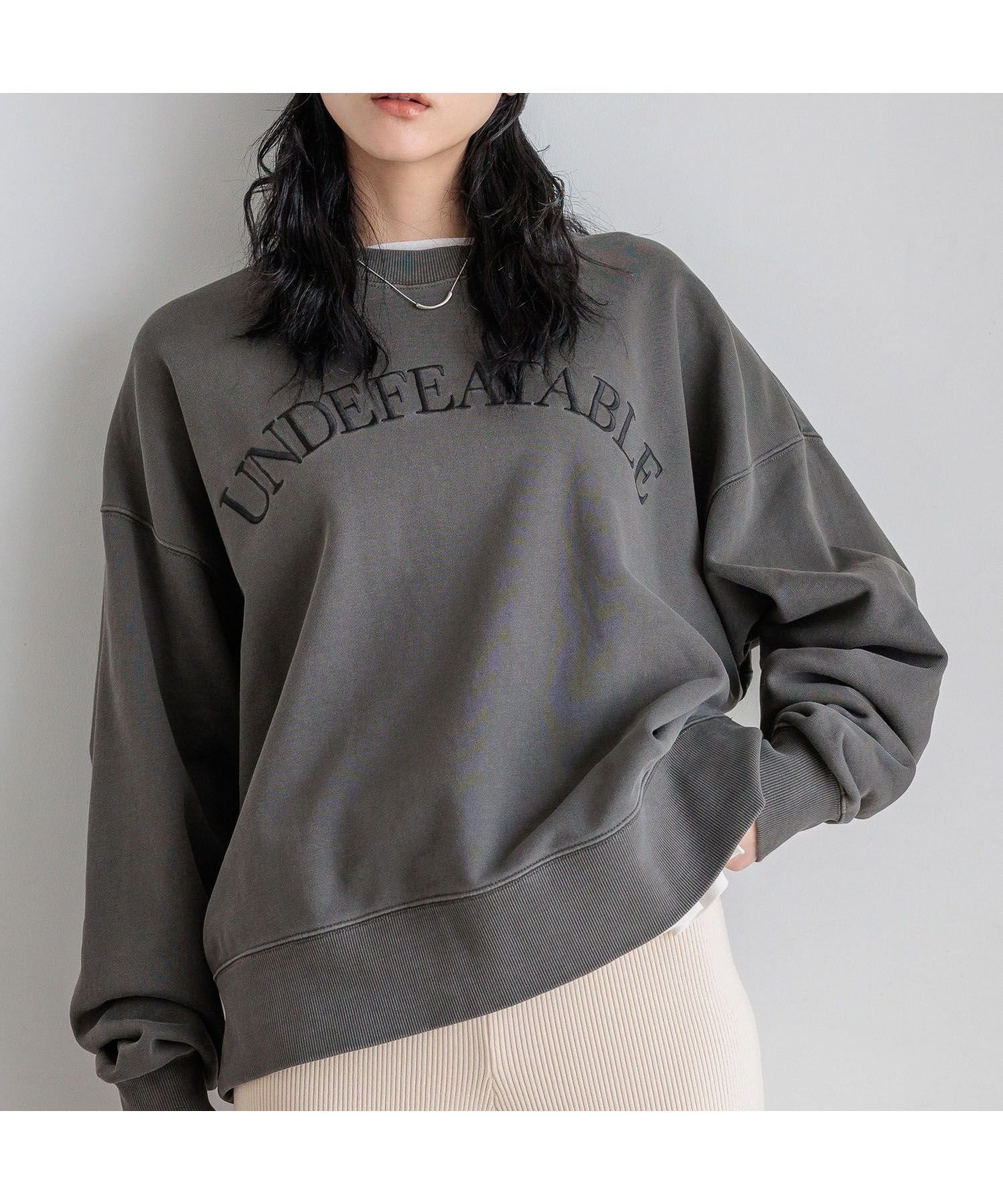 【ローリーズファーム/LOWRYS FARM】のカコウロゴウラケLS インテリア・キッズ・メンズ・レディースファッション・服の通販 founy(ファニー) 　ファッション　Fashion　レディースファッション　Fashion for Women　おすすめ　Recommended / Our Picks　サテン　Satin, Glossy Fabric　ボトム　Bottoms, Lower Wear　レース　Lace, Lace Fabric　チャコールグレー|ID: prp329100004725528 ipo3291000000035190825