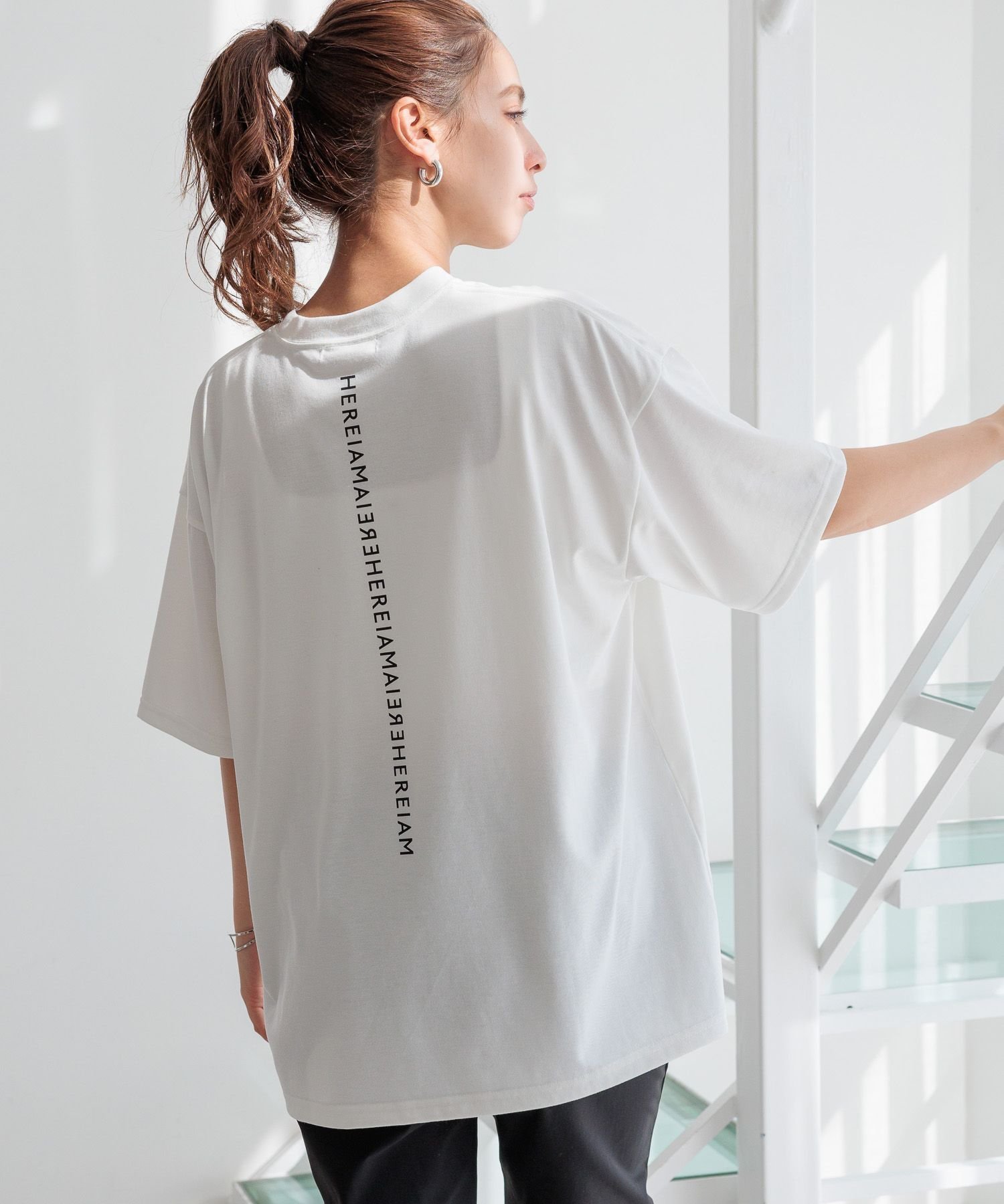 【ベイフロー/BAYFLOW】の【HEREIAM】速乾/ミラーロゴハーフスリーブTEE インテリア・キッズ・メンズ・レディースファッション・服の通販 founy(ファニー) 　ファッション　Fashion　レディースファッション　Fashion for Women　吸水　Absorbent, Quick-Dry　スウェット / スエット　Sweatshirt, Sweatwear　スポーツ　Sports, Activewear　とろみ　Fluid, Flowy Fabric　ダウン　Down, Puffer　デニム　Denim, Jeans Material　パーカー　Hoodie, Parka　プリント　Print, Printed Pattern　ペンシル　Pencil, Pencil Skirt　ルーズ　Loose, Oversized　レギンス　Leggings, Stretch Pants　ワイド　Wide, Wide Fit　おすすめ　Recommended / Our Picks　ホワイト10|ID: prp329100004725556 ipo3291000000034225105