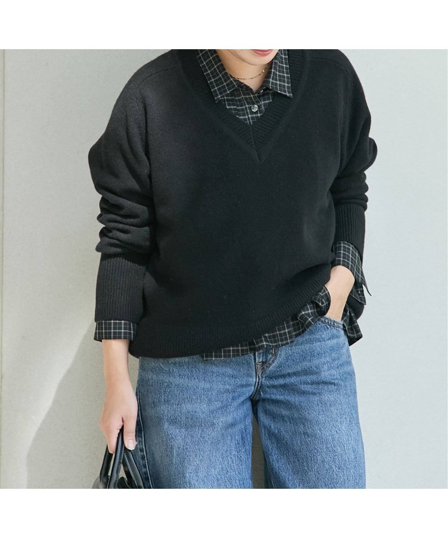 【ジャーナルスタンダード/JOURNAL STANDARD】のMUSIC Vネックプルオーバー インテリア・キッズ・メンズ・レディースファッション・服の通販 founy(ファニー) ファッション Fashion レディースファッション Fashion for Women トップス・カットソー Cut & Sew Tops カジュアルプルオーバー・ニットトップス Pullovers & Knit Tops / Casual Pullovers Vネックトップス V-Neck Tops / V-Cut Neckline Shirts クラシック Classic, Timeless Style シンプル Simple, Minimal ジャケット Jacket, Outerwear スタンダード Standard, Basic バランス Balance, Style Balance ベーシック Basic, Essential ワイド Wide, Wide Fit 定番 Standard, Basic Item ブラック|ID: prp329100004725622 ipo3291000000034580937