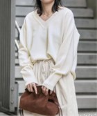 【ジャーナルスタンダード/JOURNAL STANDARD】のMUSIC Vネックプルオーバー 人気、トレンドファッション・服の通販 founy(ファニー) ファッション Fashion レディースファッション Fashion for Women トップス・カットソー Cut & Sew Tops カジュアルプルオーバー・ニットトップス Pullovers & Knit Tops / Casual Pullovers Vネックトップス V-Neck Tops / V-Cut Neckline Shirts クラシック Classic, Timeless Style シンプル Simple, Minimal ジャケット Jacket, Outerwear スタンダード Standard, Basic バランス Balance, Style Balance ベーシック Basic, Essential ワイド Wide, Wide Fit 定番 Standard, Basic Item thumbnail ホワイト|ID: prp329100004725622 ipo3291000000034580939
