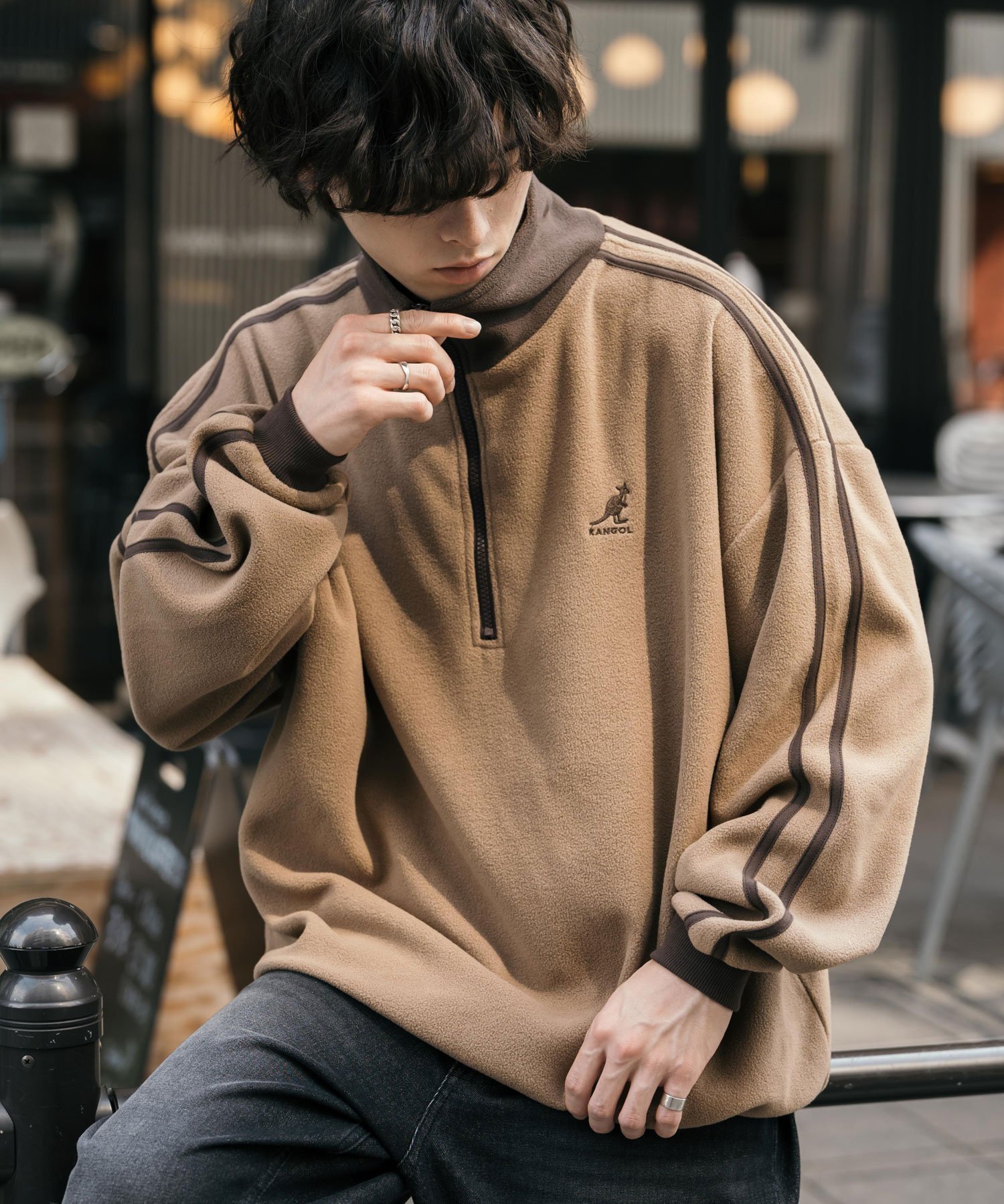 【ロッキーモンロー/Rocky Monroe】の新色追加 KANGOL 別注コラボサイドラインロゴ刺繍ハーフジップフリース インテリア・キッズ・メンズ・レディースファッション・服の通販 founy(ファニー) 　ファッション　Fashion　レディースファッション　Fashion for Women　インナー　Innerwear　春　Spring　秋　Autumn　コンパクト　Compact, Small Size　軽量　Lightweight, Ultra Light　スポーツ　Sports, Activewear　ダブル　Double, Double-Breasted　人気　Popular, Best Seller　別注　Limited Edition, Custom Order　メンズ　Men's, Menswear　ロング　Long, Long-Length　ワイド　Wide, Wide Fit　冬　Winter / This Winter　再入荷　Restock / Back in Stock　おすすめ　Recommended / Our Picks　エレガント 上品　Elegant　2025年　2025　2025-2026秋冬・A/W　Autumn/Winter 2025–26 AW25–26　A.ベージュ×ブラウン|ID: prp329100004725722 ipo3291000000036069142