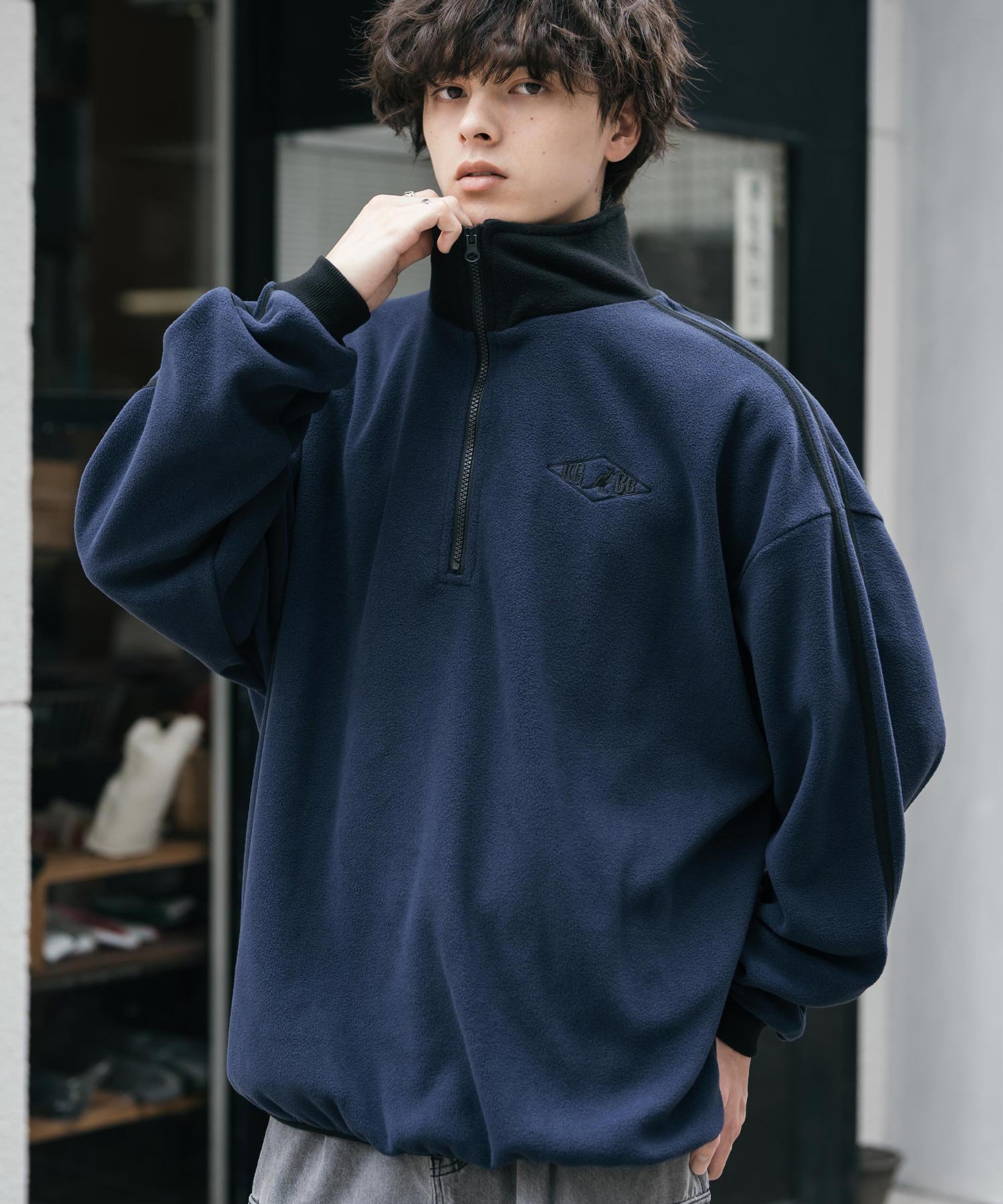 【ロッキーモンロー/Rocky Monroe】の新色追加 KANGOL 別注コラボサイドラインロゴ刺繍ハーフジップフリース インテリア・キッズ・メンズ・レディースファッション・服の通販 founy(ファニー) 　ファッション　Fashion　レディースファッション　Fashion for Women　インナー　Innerwear　春　Spring　秋　Autumn　コンパクト　Compact, Small Size　軽量　Lightweight, Ultra Light　スポーツ　Sports, Activewear　ダブル　Double, Double-Breasted　人気　Popular, Best Seller　別注　Limited Edition, Custom Order　メンズ　Men's, Menswear　ロング　Long, Long-Length　ワイド　Wide, Wide Fit　冬　Winter / This Winter　再入荷　Restock / Back in Stock　おすすめ　Recommended / Our Picks　エレガント 上品　Elegant　2025年　2025　2025-2026秋冬・A/W　Autumn/Winter 2025–26 AW25–26　B.ネイビー×ブラック|ID: prp329100004725722 ipo3291000000036069192