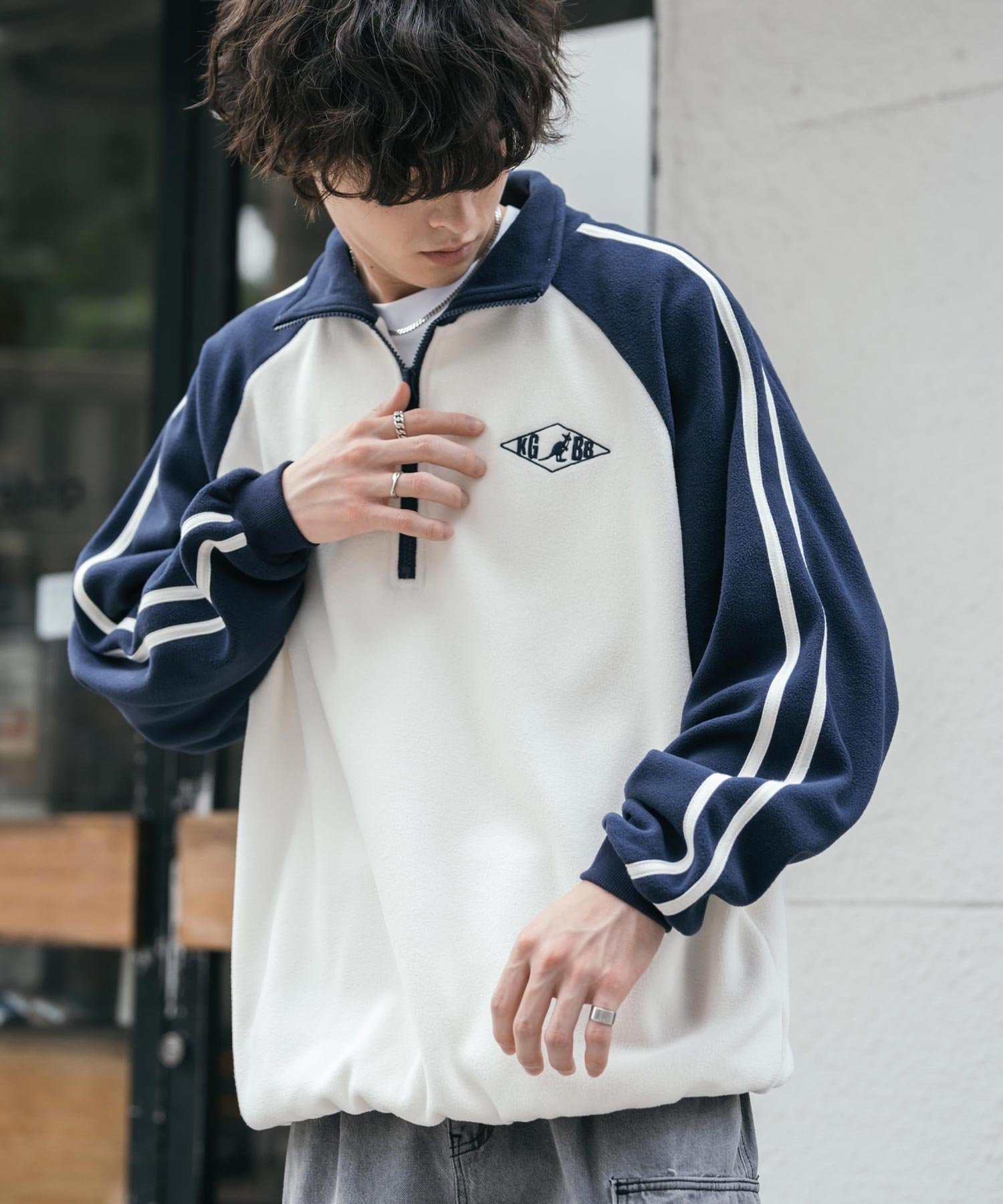 【ロッキーモンロー/Rocky Monroe】の新色追加 KANGOL 別注コラボサイドラインロゴ刺繍ハーフジップフリース インテリア・キッズ・メンズ・レディースファッション・服の通販 founy(ファニー) 　ファッション　Fashion　レディースファッション　Fashion for Women　インナー　Innerwear　春　Spring　秋　Autumn　コンパクト　Compact, Small Size　軽量　Lightweight, Ultra Light　スポーツ　Sports, Activewear　ダブル　Double, Double-Breasted　人気　Popular, Best Seller　別注　Limited Edition, Custom Order　メンズ　Men's, Menswear　ロング　Long, Long-Length　ワイド　Wide, Wide Fit　冬　Winter / This Winter　再入荷　Restock / Back in Stock　おすすめ　Recommended / Our Picks　エレガント 上品　Elegant　2025年　2025　2025-2026秋冬・A/W　Autumn/Winter 2025–26 AW25–26　B.オフ|ID: prp329100004725722 ipo3291000000036069197