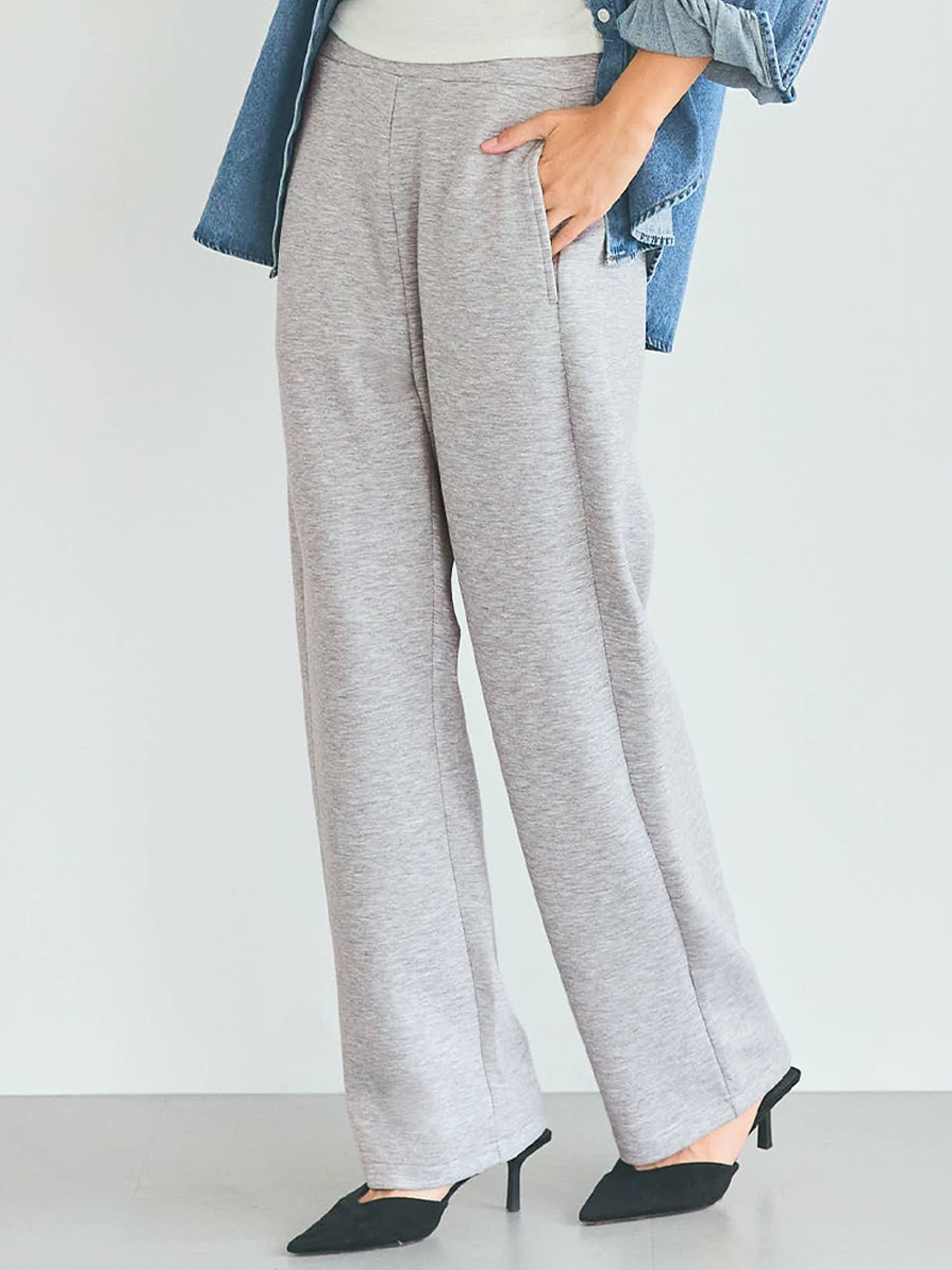 【コカ/COCA】のソフトスウェットカーブパンツ インテリア・キッズ・メンズ・レディースファッション・服の通販 founy(ファニー) ファッション Fashion レディースファッション Fashion for Women パンツ Pants & Trousers シューズ Shoes, Footwear ジャケット Jacket, Outerwear スウェット / スエット Sweatshirt, Sweatwear ストレッチ Stretch, Stretchy Fabric スニーカー Sneakers, Trainers セットアップ Set-Up, Coordinated Outfit 定番 Standard, Basic Item フィット Fit, Slim Fit フラット Flat, Flat Shoes ポケット Pocket, Pocket Detail 無地 Plain, Solid Color リラックス Relax, Relaxed Fit ロング Long, Long-Length 2025年 2025 2025-2026秋冬・A/W Autumn/Winter 2025–26 AW25–26 Gray|ID: prp329100004725754 ipo3291000000034620185