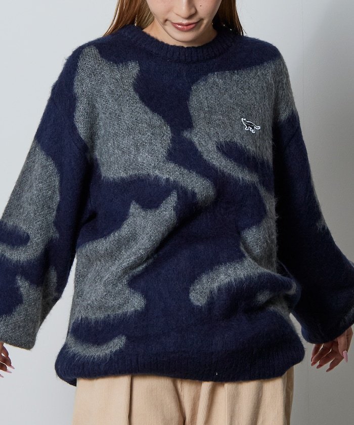 【フリークスストア/FREAK'S STORE】のリラックスフィット ジャカード クルーネック モヘアタッチ シャギーニット / キャットモチーフ 【限定展開】 25AW インテリア・キッズ・メンズ・レディースファッション・服の通販 founy(ファニー) 　ファッション　Fashion　メンズファッション　Fashion for Men　アクリル　Acrylic Material　インナー　Innerwear　ヴィンテージ　Vintage Style　カーゴパンツ　Cargo Pants, Utility Pants　シンプル　Simple, Minimal　ジャカード／ジャガード　Jacquard, Woven Pattern　スラックス　Slacks, Dress Pants　デニム　Denim, Jeans Material　トレンド　Trend, Trending Now　定番　Standard, Basic Item　ネコ　Cat, Feline Motif　人気　Popular, Best Seller　猫　Cat, Kitty　フィット　Fit, Slim Fit　ボトム　Bottoms, Lower Wear　リラックス　Relax, Relaxed Fit　ワイド　Wide, Wide Fit　ワンポイント　One Point, Statement Accent　A/W・秋冬　Autumn/Winter　冬　Winter / This Winter　おすすめ　Recommended / Our Picks　2025年　2025　2025-2026秋冬・A/W　Autumn/Winter 2025–26 AW25–26　ネイビー|ID: prp329100004725827 ipo3291000000034197821