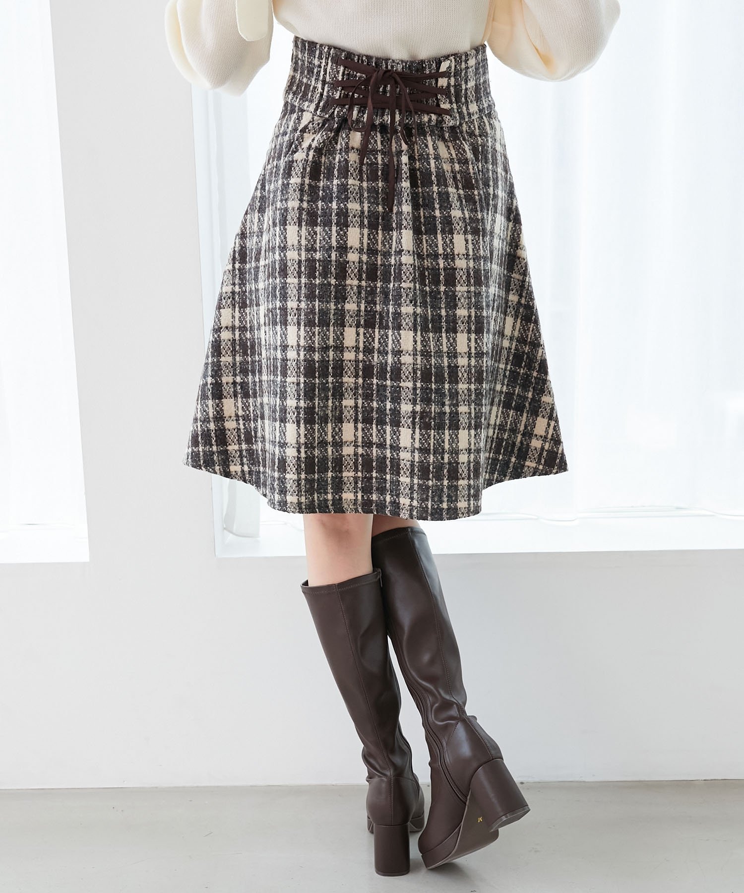 【マジェスティック レゴン/MAJESTIC LEGON】のバックレースアップフレアスカート インテリア・キッズ・メンズ・レディースファッション・服の通販 founy(ファニー) ファッション Fashion レディースファッション Fashion for Women スカート Skirts Aライン・フレアスカート A-Line & Flared Skirts カーディガン Cardigan, Knitwear シアー Sheer, See-Through ジャケット Jacket, Outerwear ダウン Down, Puffer 定番 Standard, Basic Item フレア Flare, Flared ロング Long, Long-Length 再入荷 Restock / Back in Stock おすすめ Recommended / Our Picks エレガント 上品 Elegant ブラウン柄|ID: prp329100004725958 ipo3291000000034498463