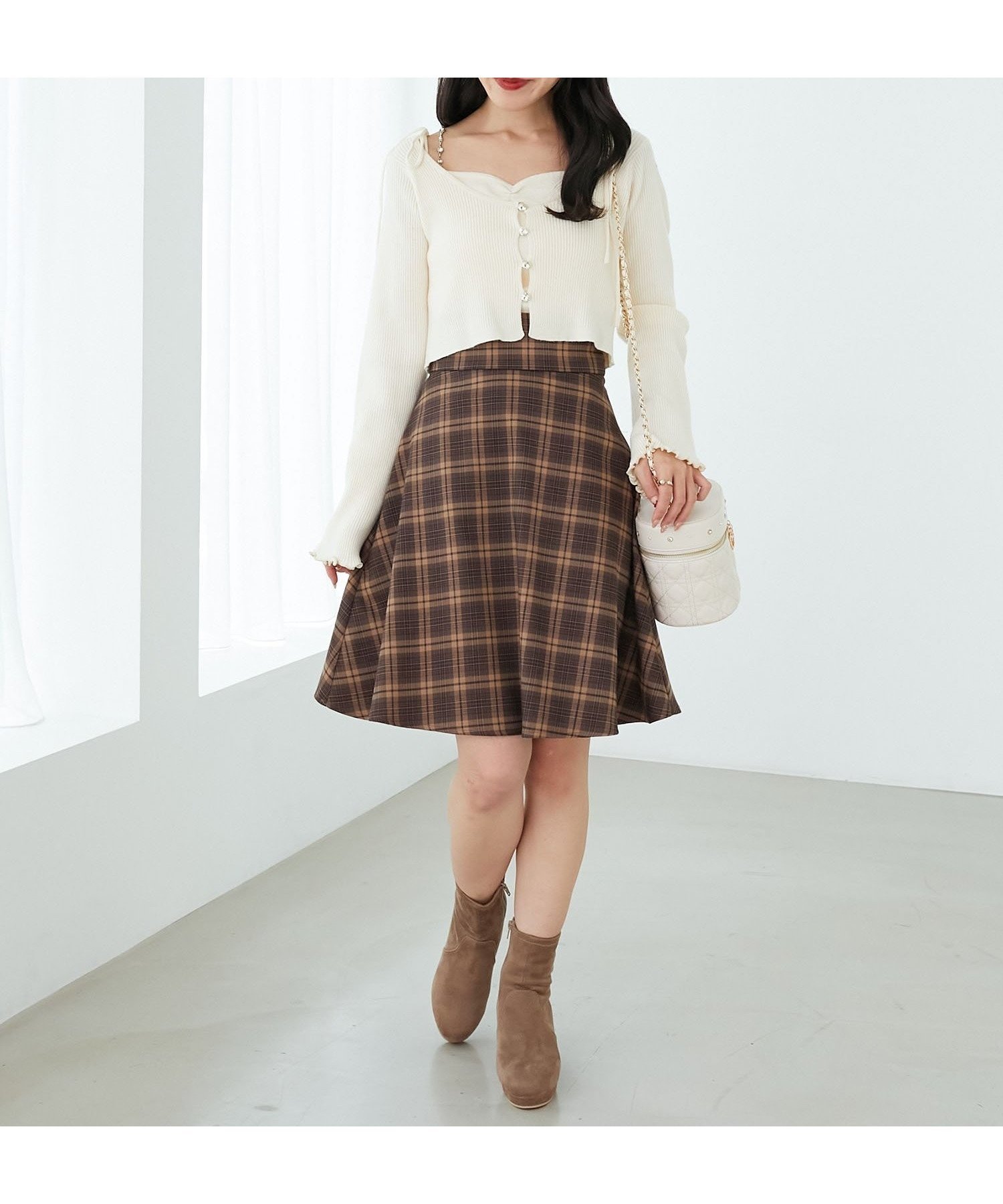 【マジェスティック レゴン/MAJESTIC LEGON】のバックレースアップフレアスカート インテリア・キッズ・メンズ・レディースファッション・服の通販 founy(ファニー) ファッション Fashion レディースファッション Fashion for Women スカート Skirts Aライン・フレアスカート A-Line & Flared Skirts カーディガン Cardigan, Knitwear シアー Sheer, See-Through ジャケット Jacket, Outerwear ダウン Down, Puffer 定番 Standard, Basic Item フレア Flare, Flared ロング Long, Long-Length 再入荷 Restock / Back in Stock おすすめ Recommended / Our Picks エレガント 上品 Elegant D/ブラウン|ID: prp329100004725958 ipo3291000000034498464