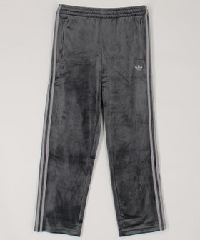 【フリークスストア/FREAK'S STORE】のFB TP VELOUR 人気、トレンドファッション・服の通販 founy(ファニー) ファッション Fashion メンズファッション Fashion for Men 冬 Winter / This Winter スポーティ Sporty, Casual Athletic フロント Front, Front Design ベロア Velour, Soft Velvet ポケット Pocket, Pocket Detail ワンポイント One Point, Statement Accent エレガント 上品 Elegant A/W・秋冬 Autumn/Winter |ID:prp329100004725968