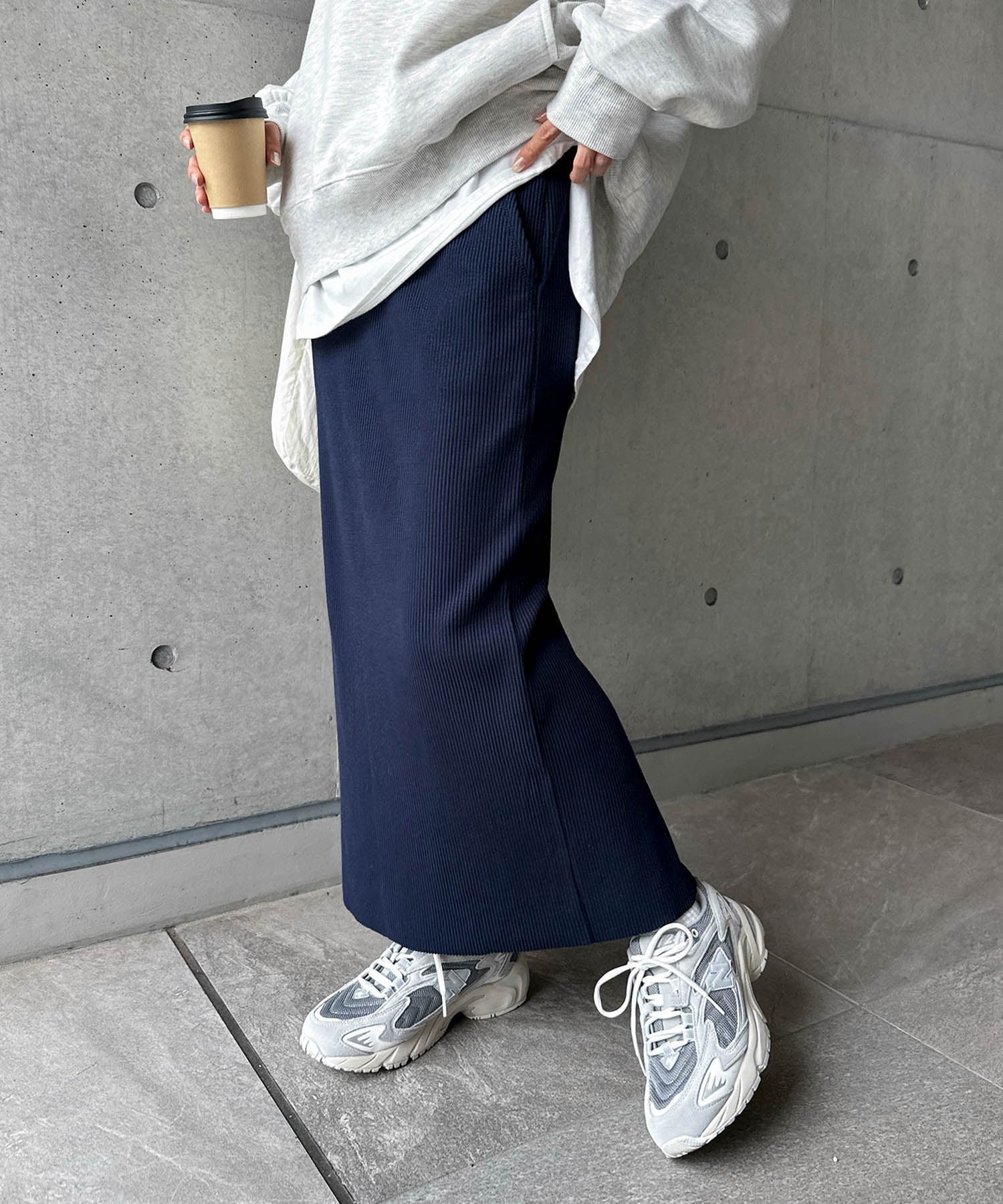 【アンドミー/andme】のセルフカット リブ ロング タイトスカート インテリア・キッズ・メンズ・レディースファッション・服の通販 founy(ファニー) 　ファッション　Fashion　レディースファッション　Fashion for Women　スカート　Skirts　おすすめ　Recommended / Our Picks　スリット　Slit, Slit Detail　タイトスカート　Pencil Skirt, Tight Skirt　ポケット　Pocket, Pocket Detail　ロング　Long, Long-Length　楽ちん　Easy Fit, Comfortable　ネイビー|ID: prp329100004726018 ipo3291000000034598054