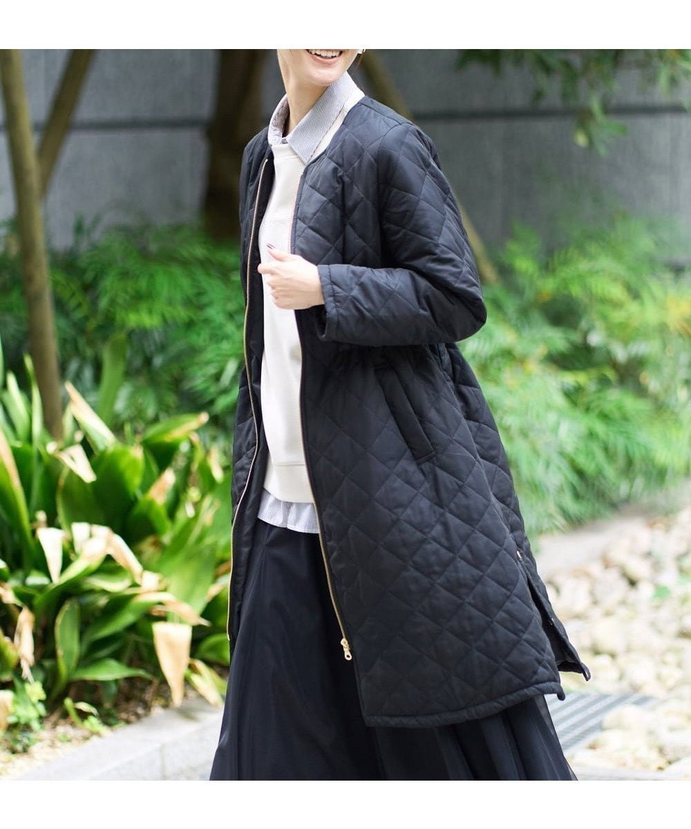 【アー ヴェー ヴェー/a.v.v】のウエストドロストノーカラーキルトコート 人気、トレンドファッション・服の通販 founy(ファニー) 　ファッション　Fashion　レディースファッション　Fashion for Women　アウター　Coat / Outerwear Collection　コート・ロングコート・ピーコート　Long Coats, Peacoats & More　キルト　Quilt, Quilted Fabric　スリット　Slit, Slit Detail　フェミニン　Feminine, Girly　ポケット　Pocket, Pocket Detail　再入荷　Restock / Back in Stock　ビジネス 仕事 通勤　Business / Work / Commuting　 other-1|ID: prp329100004726118 ipo3291000000034701352