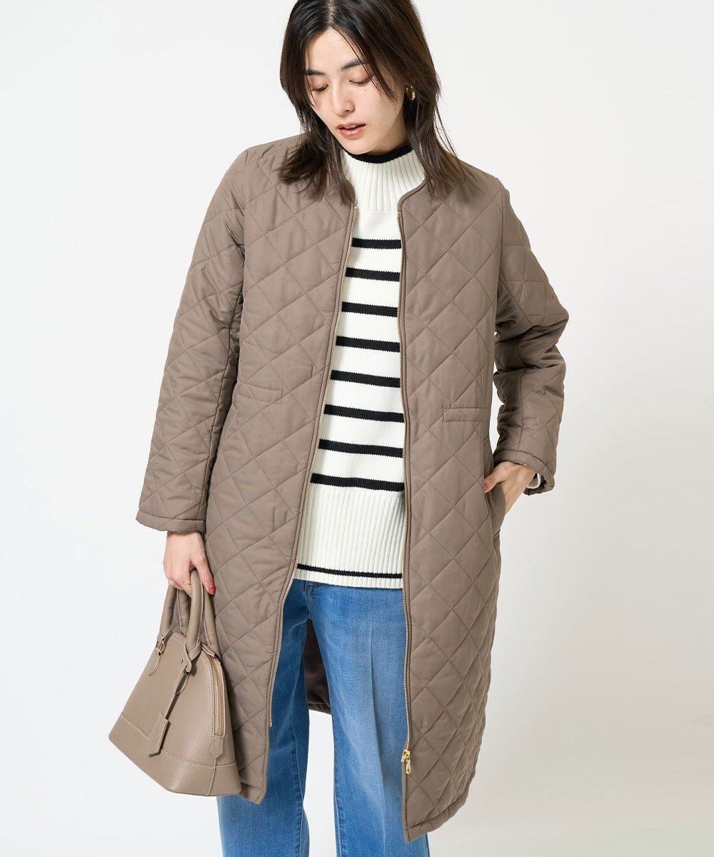 【アー ヴェー ヴェー/a.v.v】のウエストドロストノーカラーキルトコート インテリア・キッズ・メンズ・レディースファッション・服の通販 founy(ファニー) 　ファッション　Fashion　レディースファッション　Fashion for Women　アウター　Coat / Outerwear Collection　コート・ロングコート・ピーコート　Long Coats, Peacoats & More　キルト　Quilt, Quilted Fabric　スリット　Slit, Slit Detail　フェミニン　Feminine, Girly　ポケット　Pocket, Pocket Detail　再入荷　Restock / Back in Stock　ビジネス 仕事 通勤　Business / Work / Commuting　モカ|ID: prp329100004726118 ipo3291000000034701355