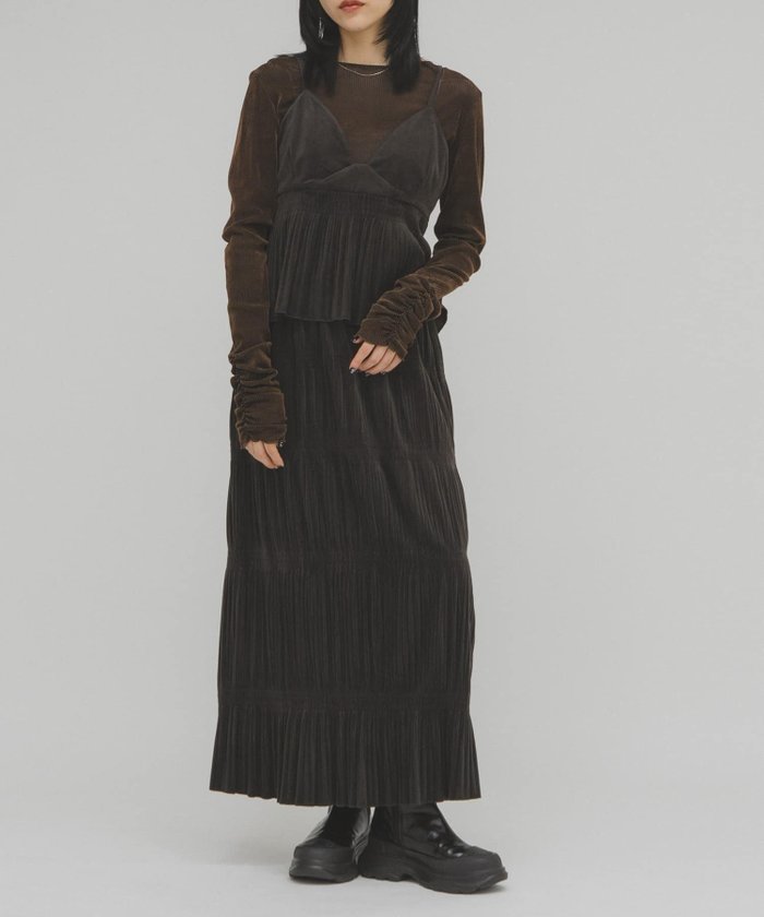 【ケービーエフ/KBF / URBAN RESEARCH】のマジョリカプリーツセパレートワンピース インテリア・キッズ・メンズ・レディースファッション・服の通販 founy(ファニー) https://founy.com/ ファッション Fashion レディースファッション Fashion for Women ワンピース Dresses 2025年 2025 2025-2026秋冬・A/W Autumn/Winter 2025–26 AW25–26 冬 Winter / This Winter シャーリング Shirring, Ruched ジャケット Jacket, Outerwear セパレート Separate, Two-Piece タンク Tank Top, Sleeveless Top タートルネック Turtleneck, High Neck ビスチェ Bustier, Corset Top プリーツ Pleats, Pleated ロング Long, Long-Length A/W・秋冬 Autumn/Winter |ID: prp329100004726215 ipo3291000000035127989