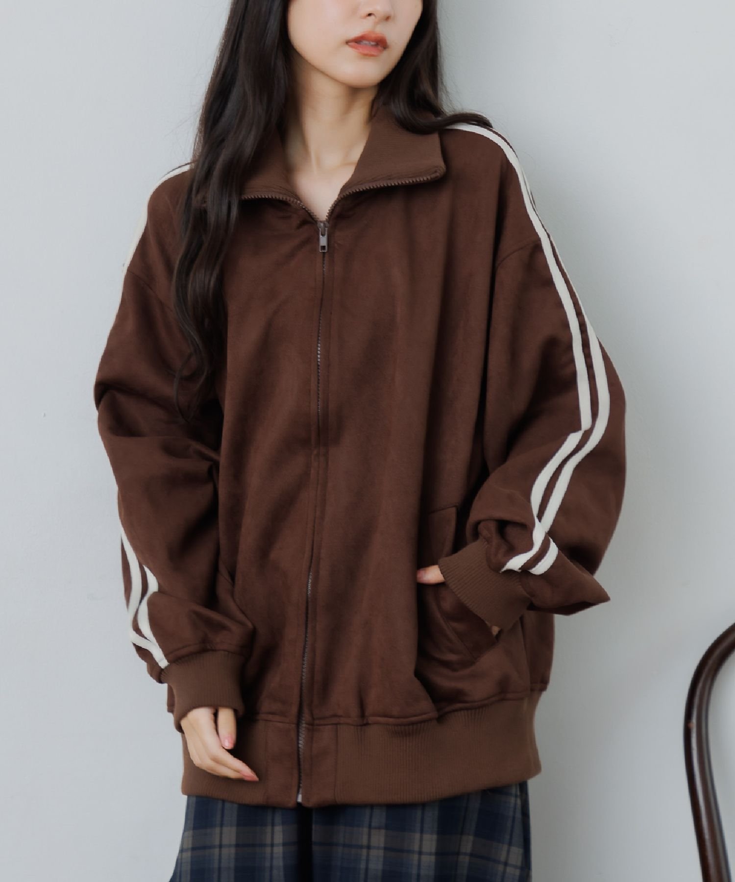 【レトロガール/RETRO GIRL】のスウェードトラックJK インテリア・キッズ・メンズ・レディースファッション・服の通販 founy(ファニー) 　ファッション　Fashion　レディースファッション　Fashion for Women　ジャケット　Jacket, Outerwear　デニム　Denim, Jeans Material　トレンド　Trend, Trending Now　ベーシック　Basic, Essential　ポケット　Pocket, Pocket Detail　定番　Standard, Basic Item　秋　Autumn　ダークブラウン|ID: prp329100004726238 ipo3291000000034380375